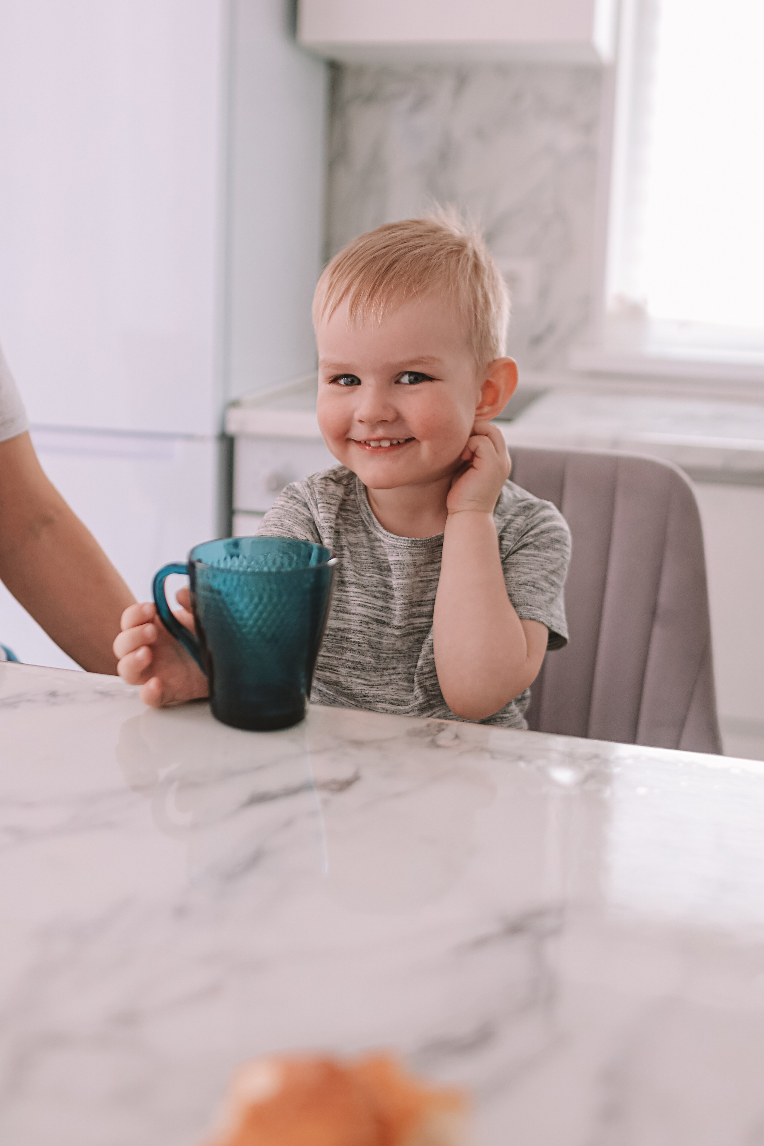 Семейная в домике (репортаж). Семейный фотограф Тюмень, фотограф на роды Салмина Мария
