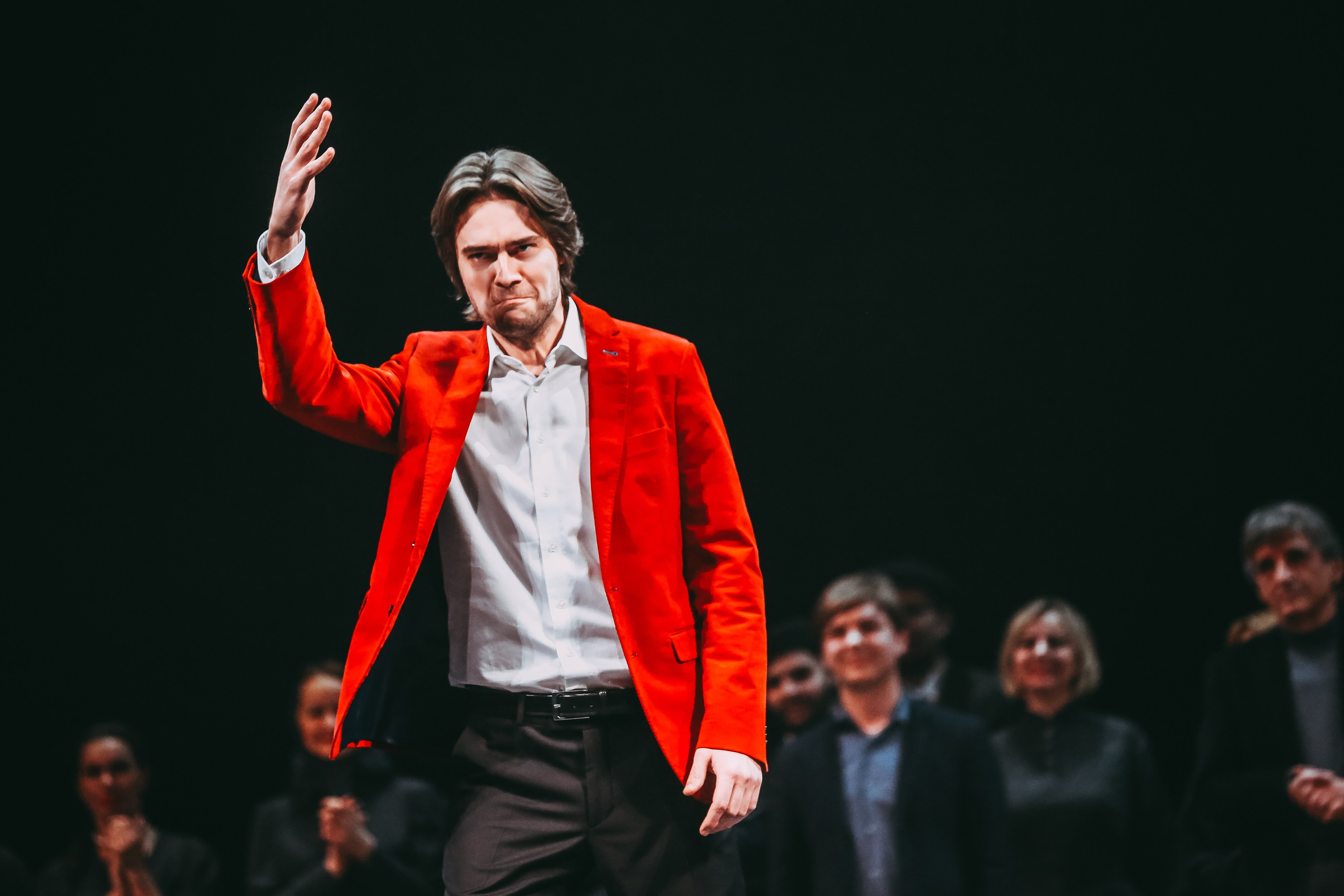 «Влюбленный дьявол» Александра Вустина в МАМТе. Дарья Письменюк / Darya Leitstern — фотограф, музыкант, журналист, путешественник