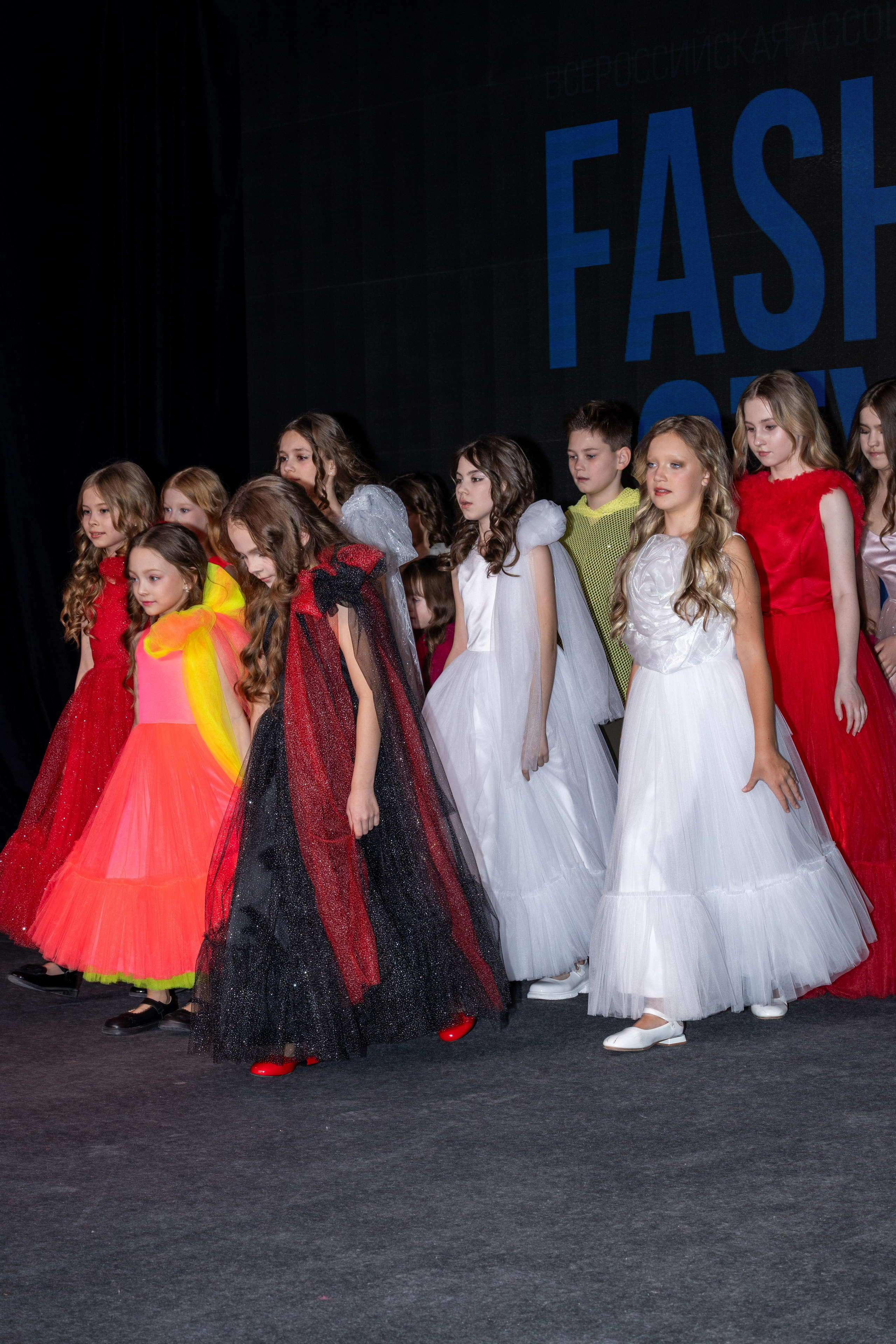 Модный показ Ассоциация дизайнеров FASHION STYLE. Студия фото, видеографии и мультимедийного дизайна в Москве Multi Frame Studio