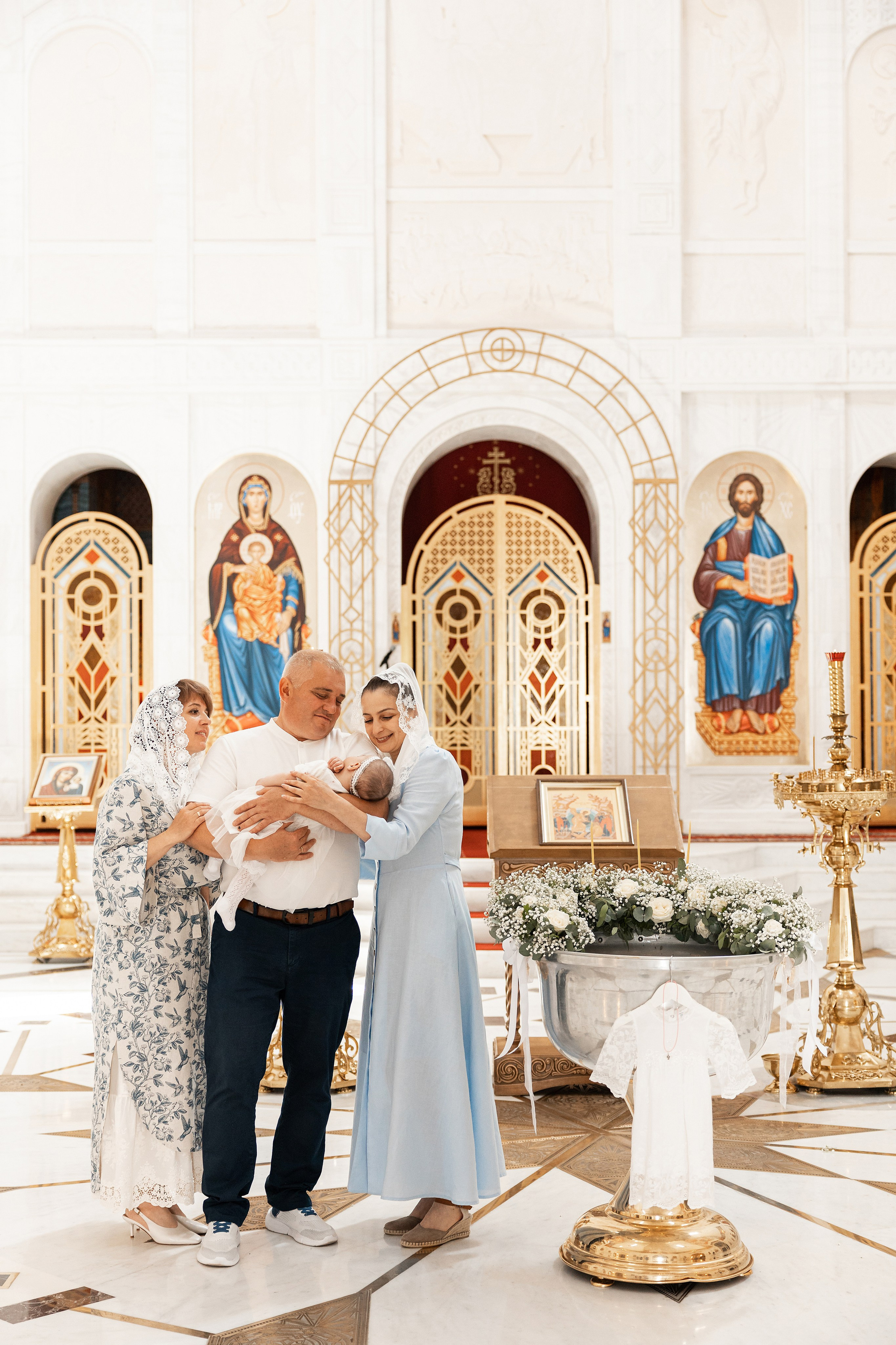 Крещение Веры. Фотограф Крещение, Выписка москва