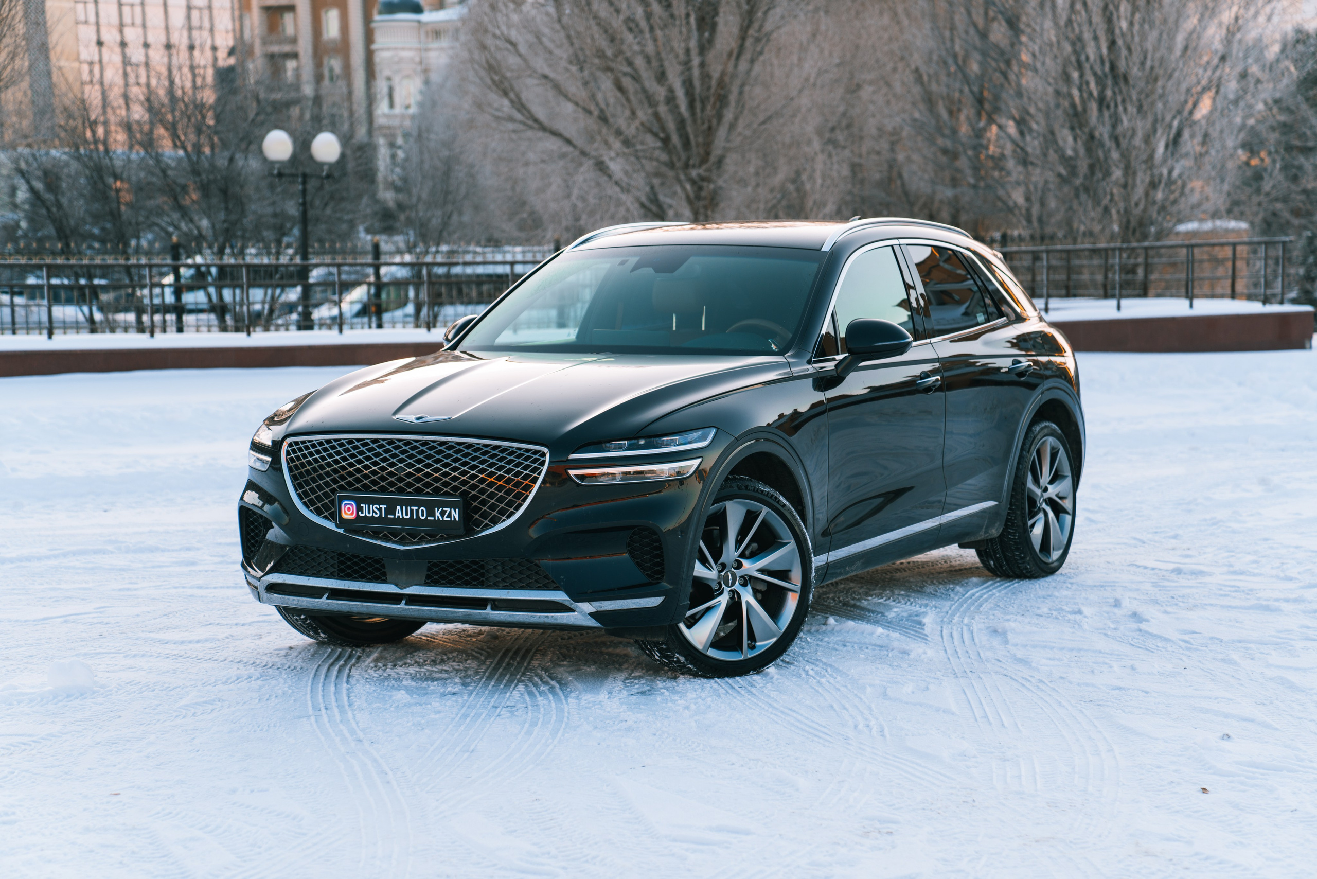 Genesis GV70. Идеальные портреты для соцсетей — Фотограф Ленар