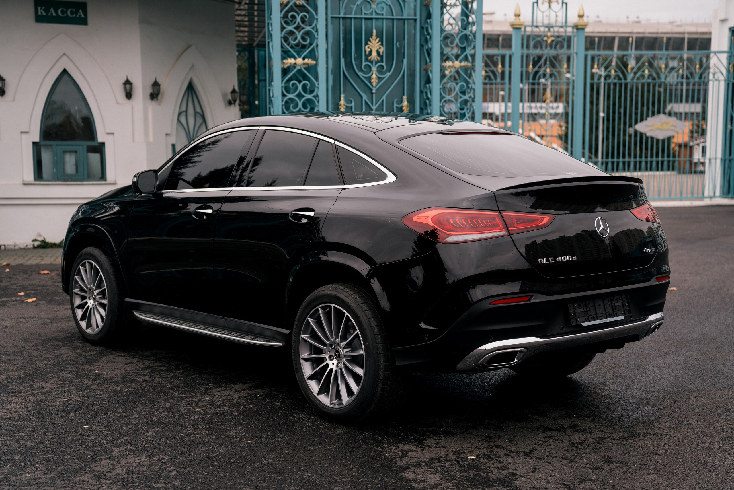 Mercedes-Benz GLE 400D. Идеальные портреты для соцсетей — Фотограф Ленар