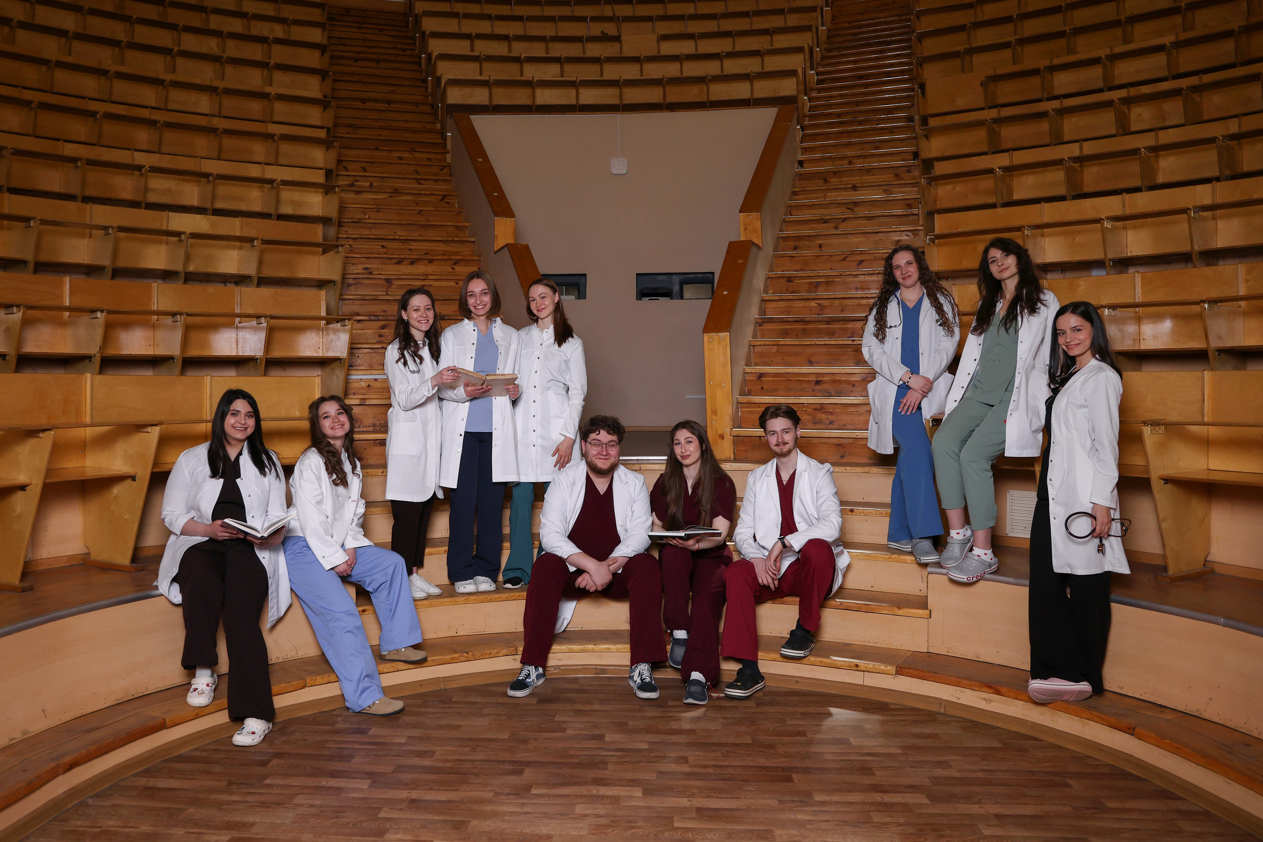 Выпускники 1 мед. Лена Колягина Фотограф по любви