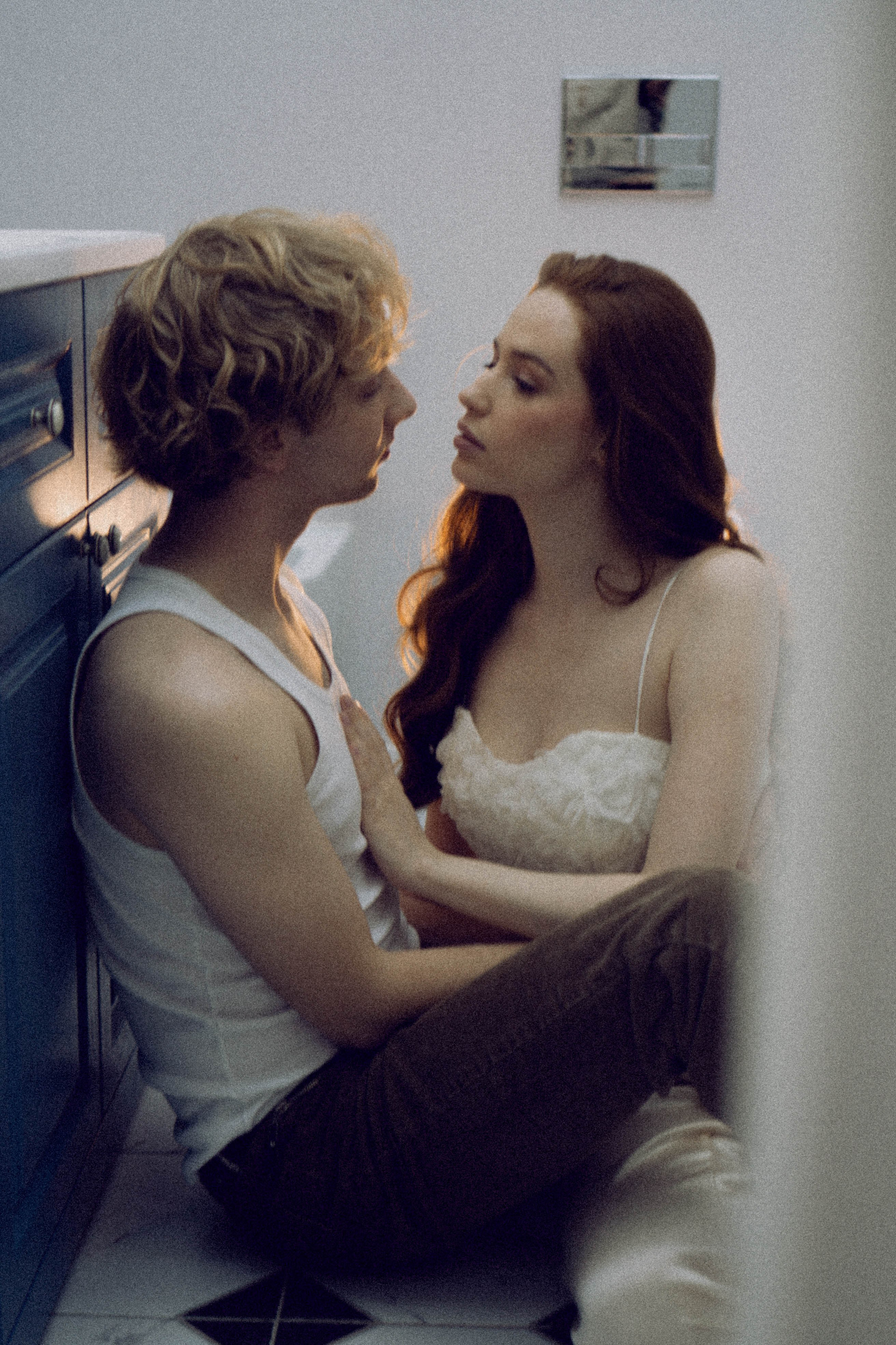 СВАДЕБНАЯ СЬЕМКА В ОТЕЛЕ. СБОРЫ ЖЕНИХА И НЕВЕСТЫ И ТАКЖЕ ТОР И ПОДГОТОВКА К ПРОГУЛКЕ. Профессиональный фотограф, Санкт-Петербург — Виктория Богомолова