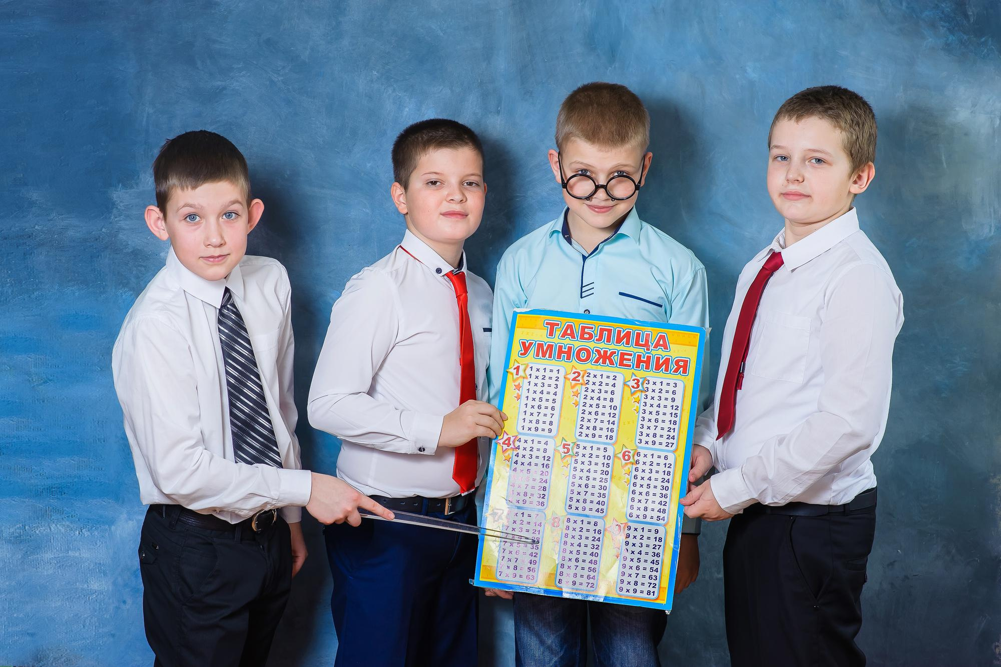 Портреты, школьники