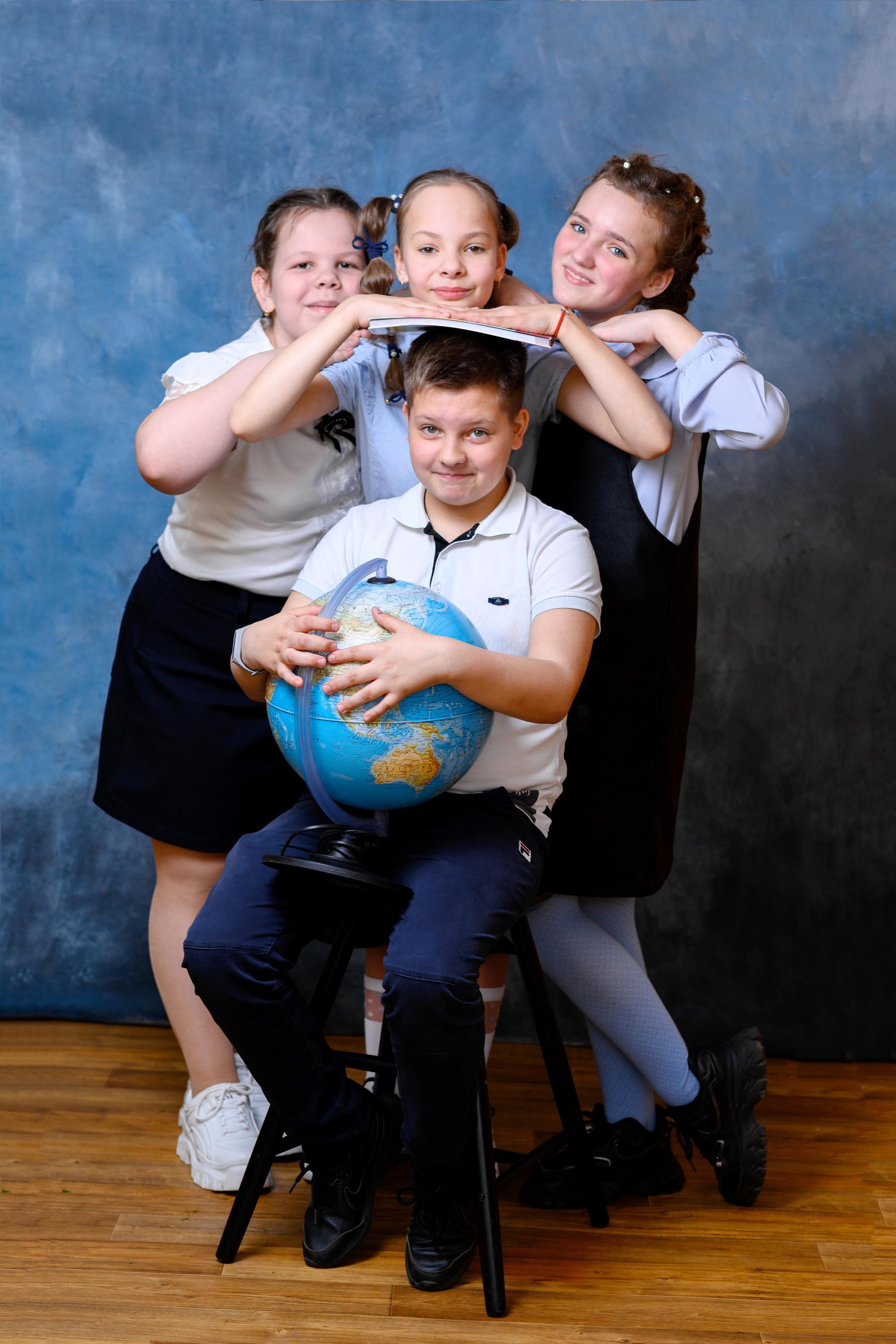 Портреты, школьники