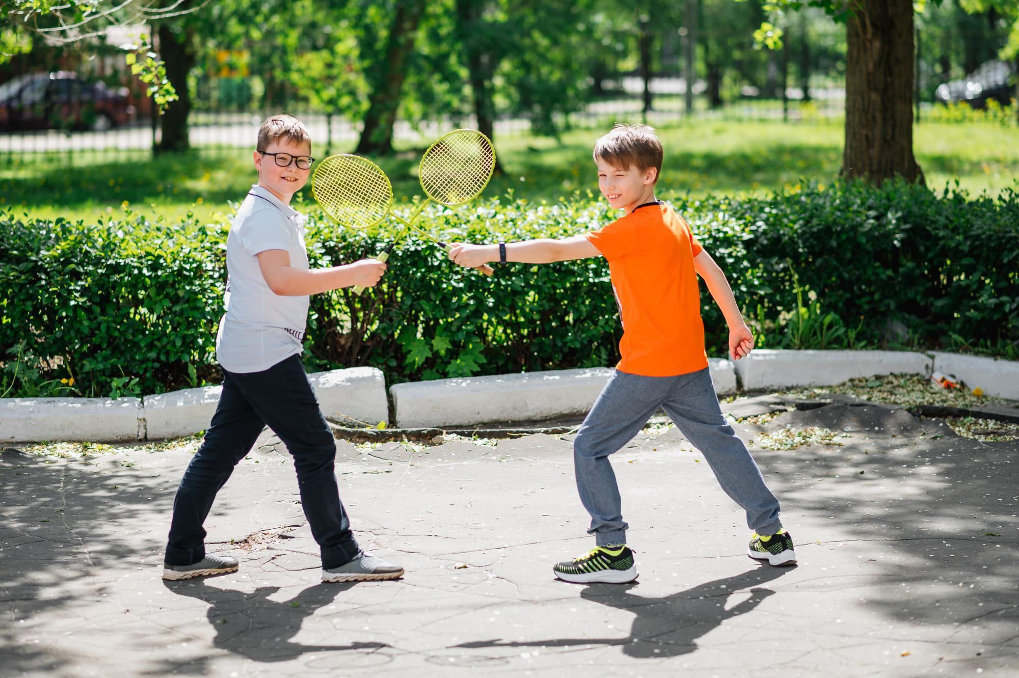 Школьники, фото на улице