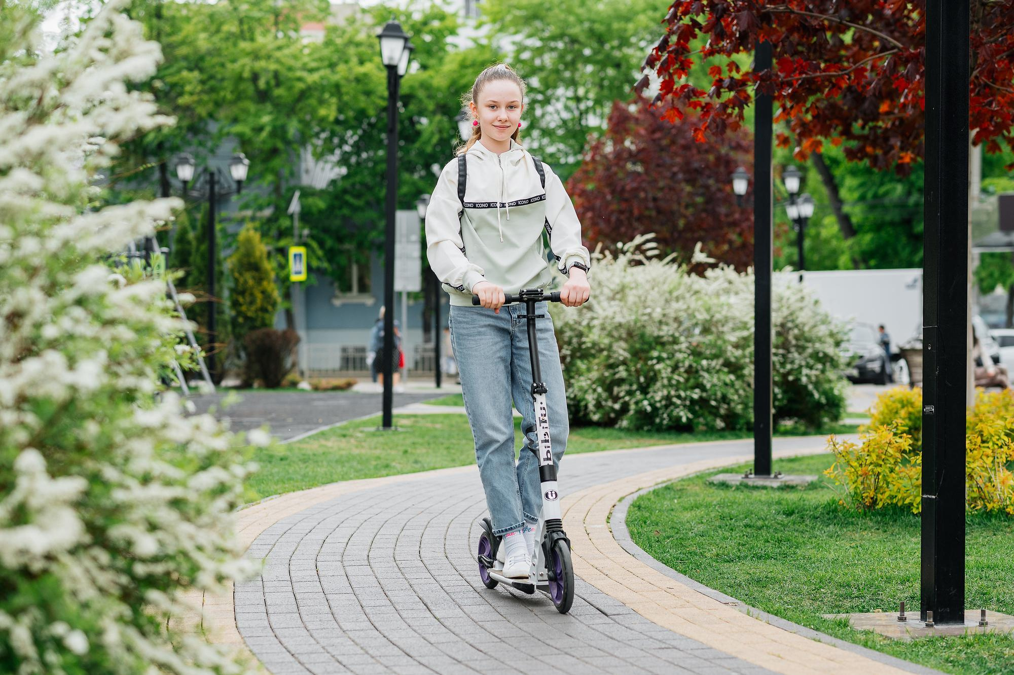 Школьники, фото на улице