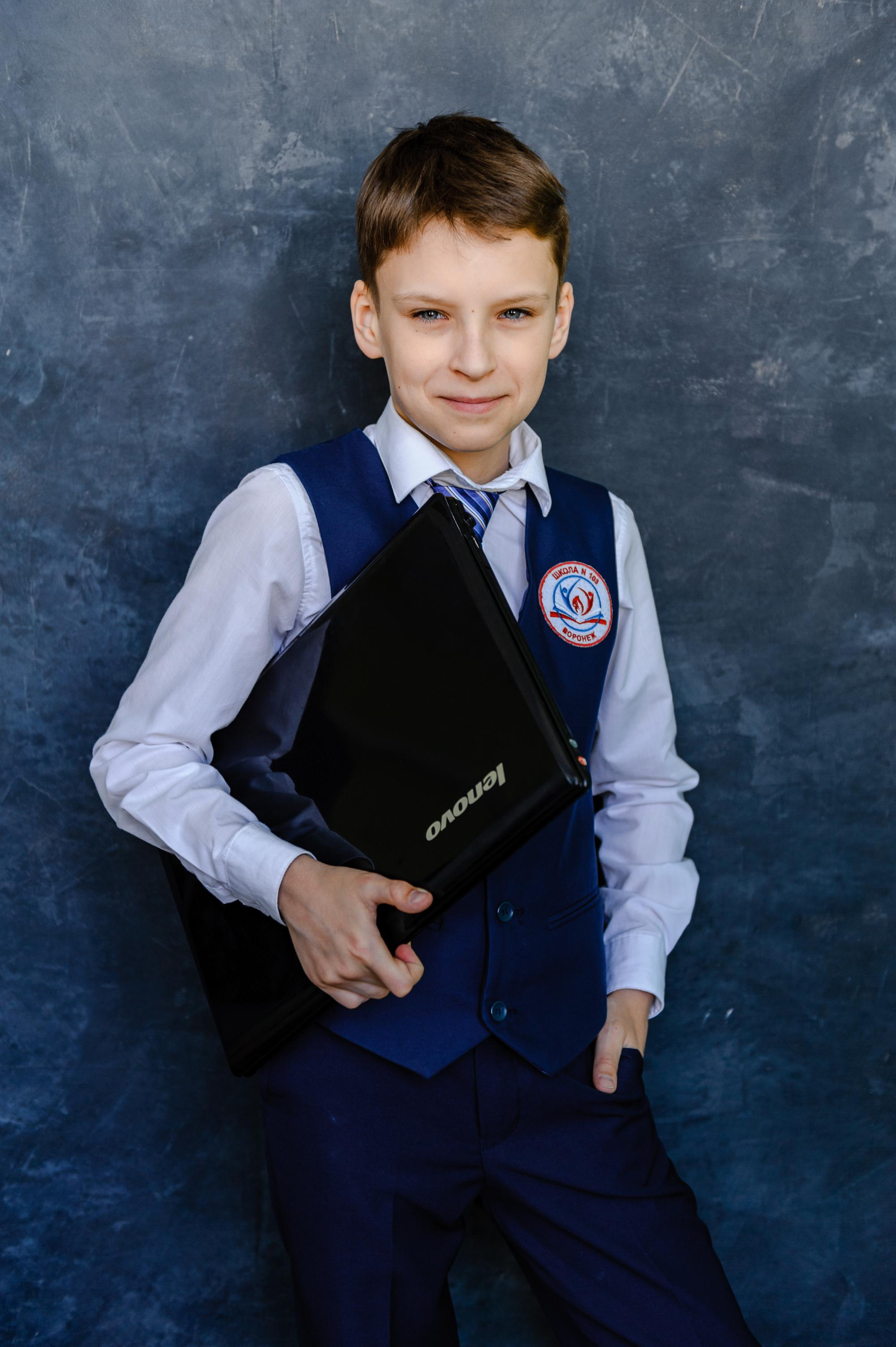 Портреты, школьники