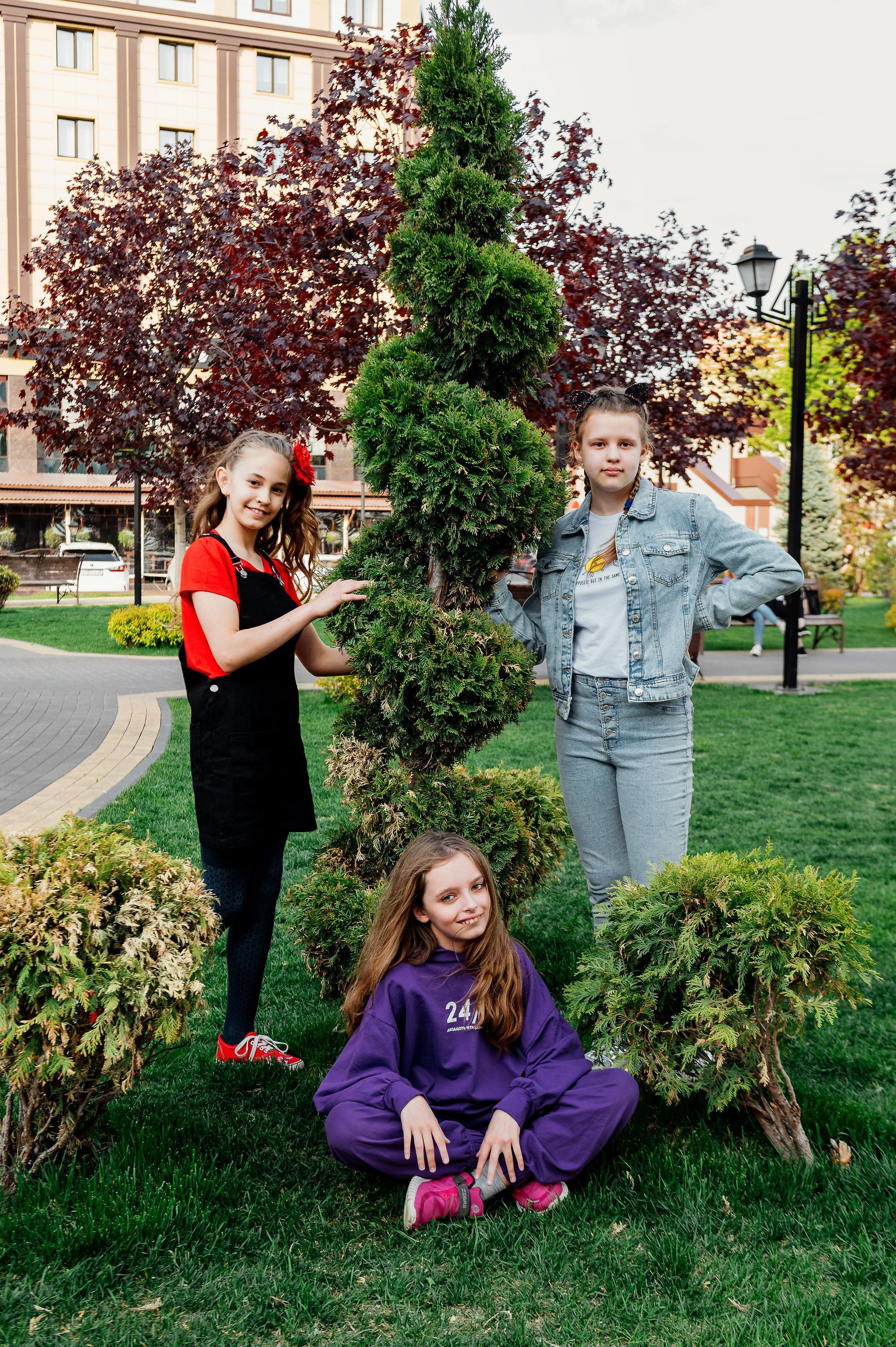 Школьники, фото на улице