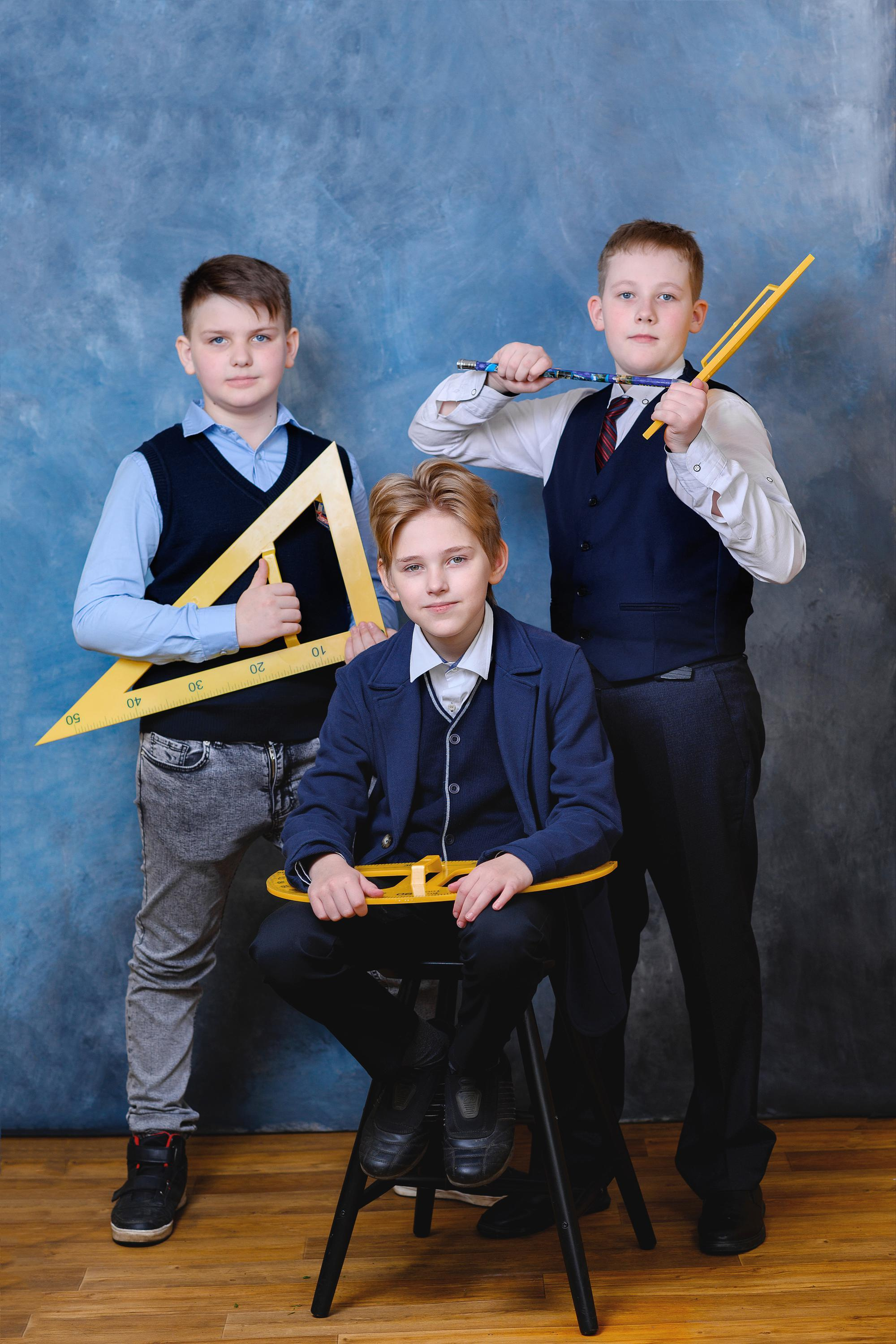 Портреты, школьники