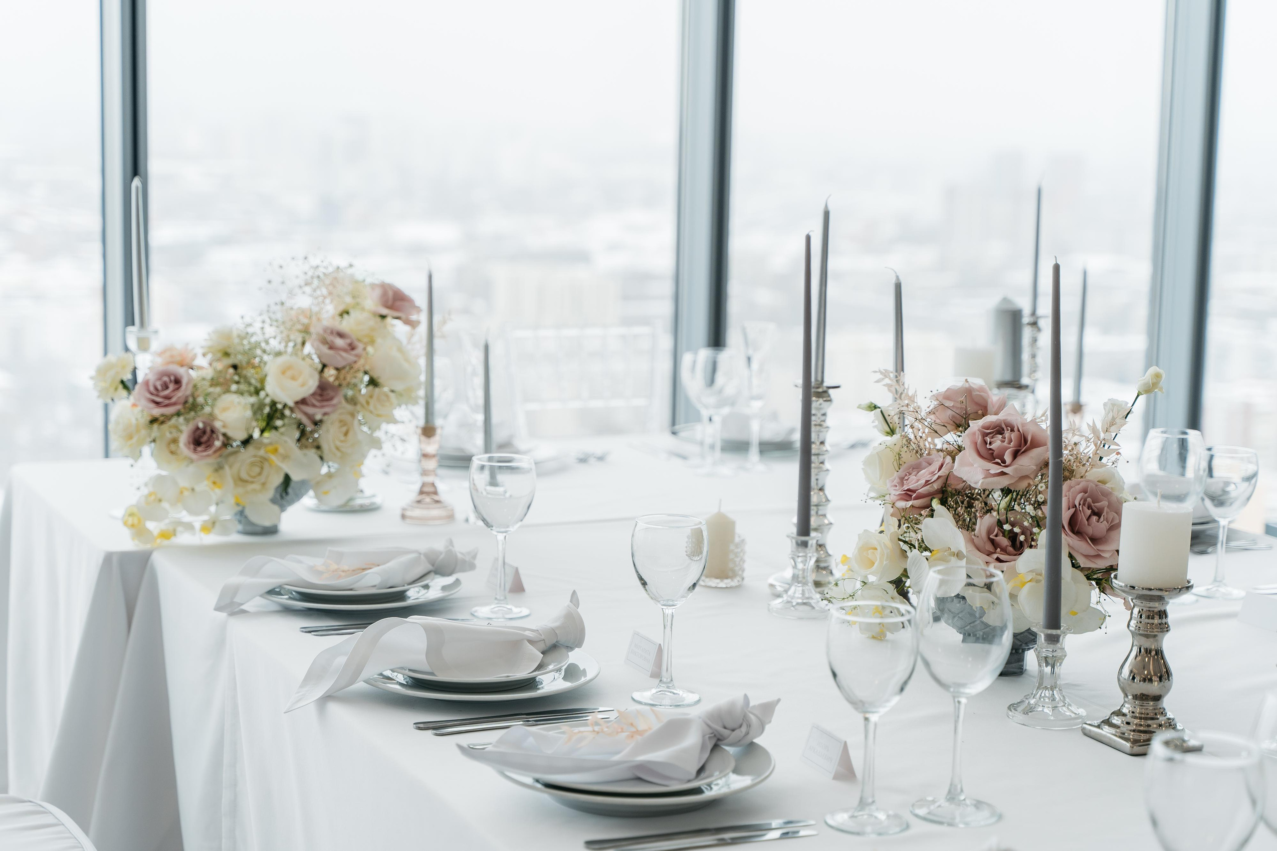 Свадебная фотосессия в Екатеринбурге, свадебная фотосессия в фотостудии Лаборатория, сниму красиво ваше событие. Фотограф Татьяна Мамонтова