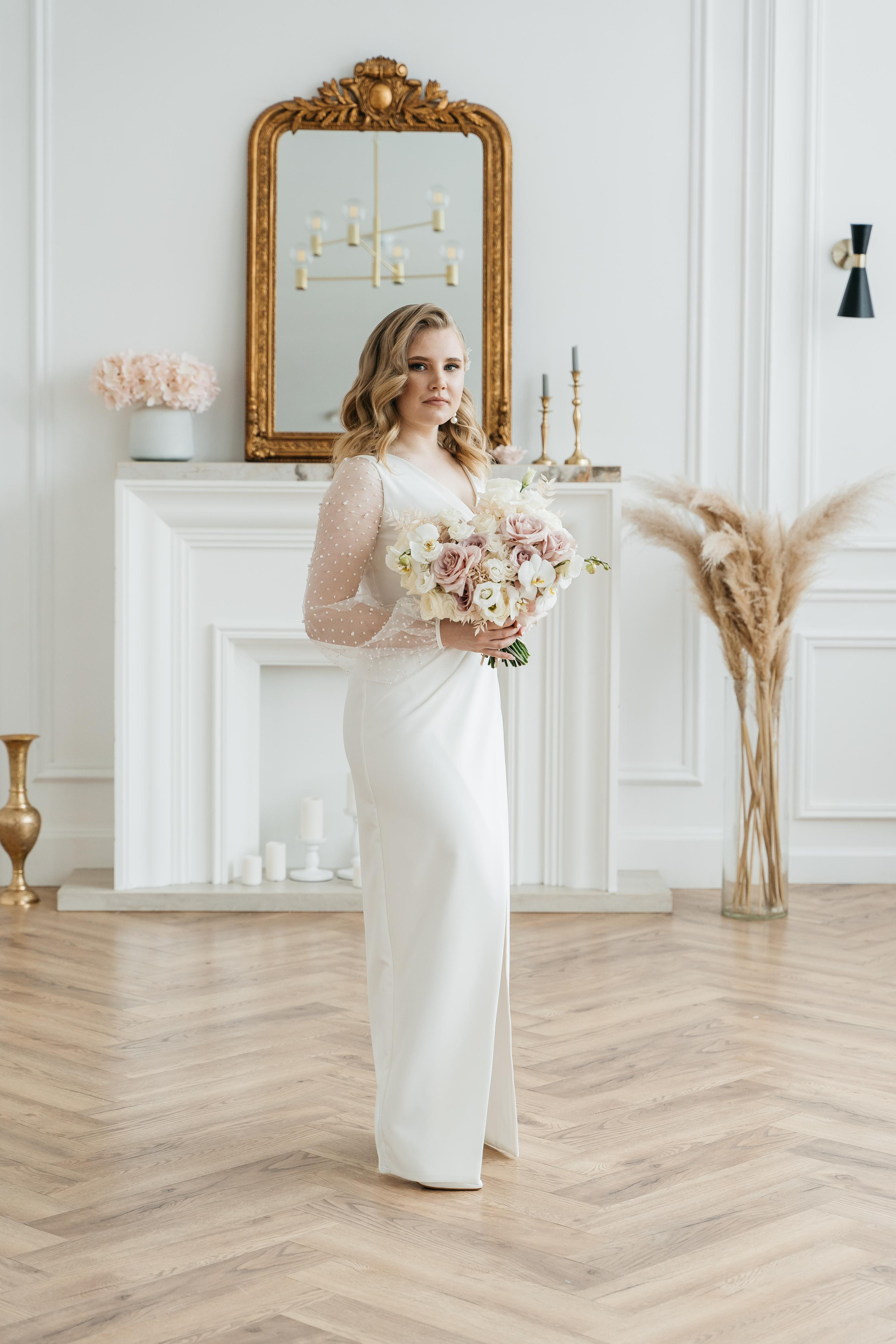 Свадебная фотосессия в Екатеринбурге, свадебная фотосессия в фотостудии Лаборатория, сниму красиво ваше событие. Фотограф Татьяна Мамонтова