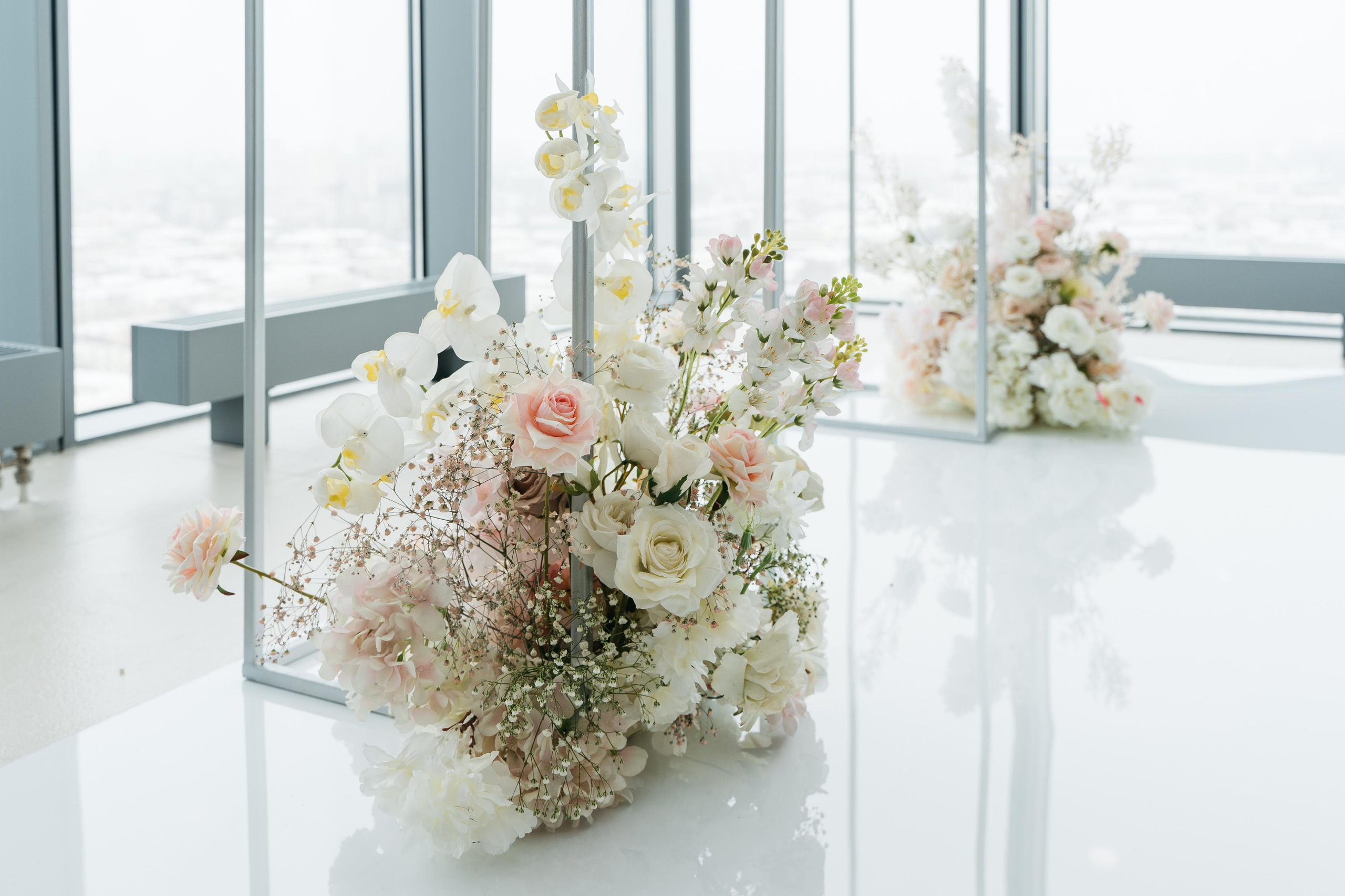 Свадебная фотосессия в Екатеринбурге, свадебная фотосессия в фотостудии Лаборатория, сниму красиво ваше событие. Фотограф Татьяна Мамонтова