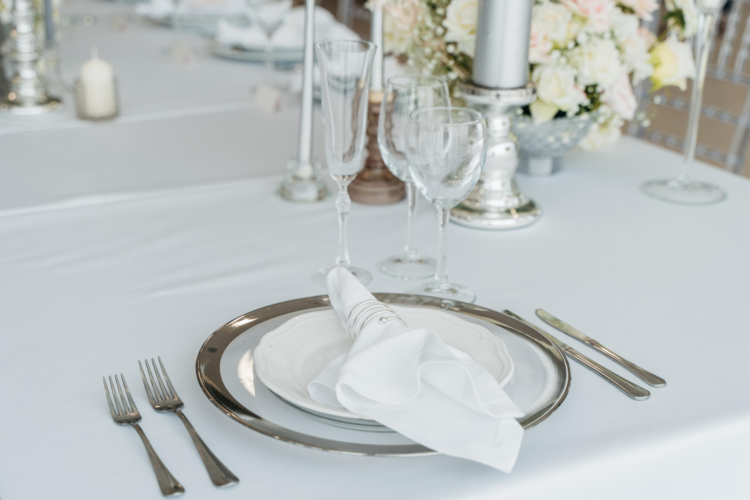 Свадебная фотосессия в Екатеринбурге, свадебная фотосессия в фотостудии Лаборатория, сниму красиво ваше событие. Фотограф Татьяна Мамонтова