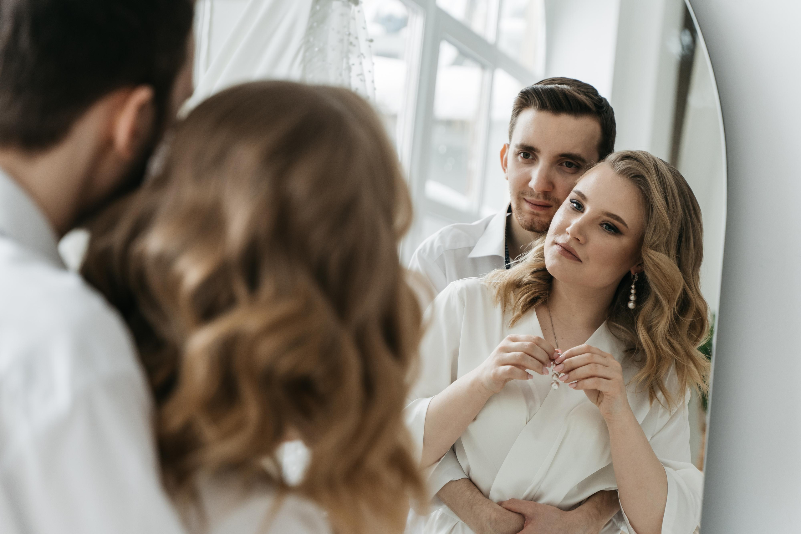 Свадебная фотосессия в Екатеринбурге, свадебная фотосессия в фотостудии Лаборатория, сниму красиво ваше событие. Фотограф Татьяна Мамонтова