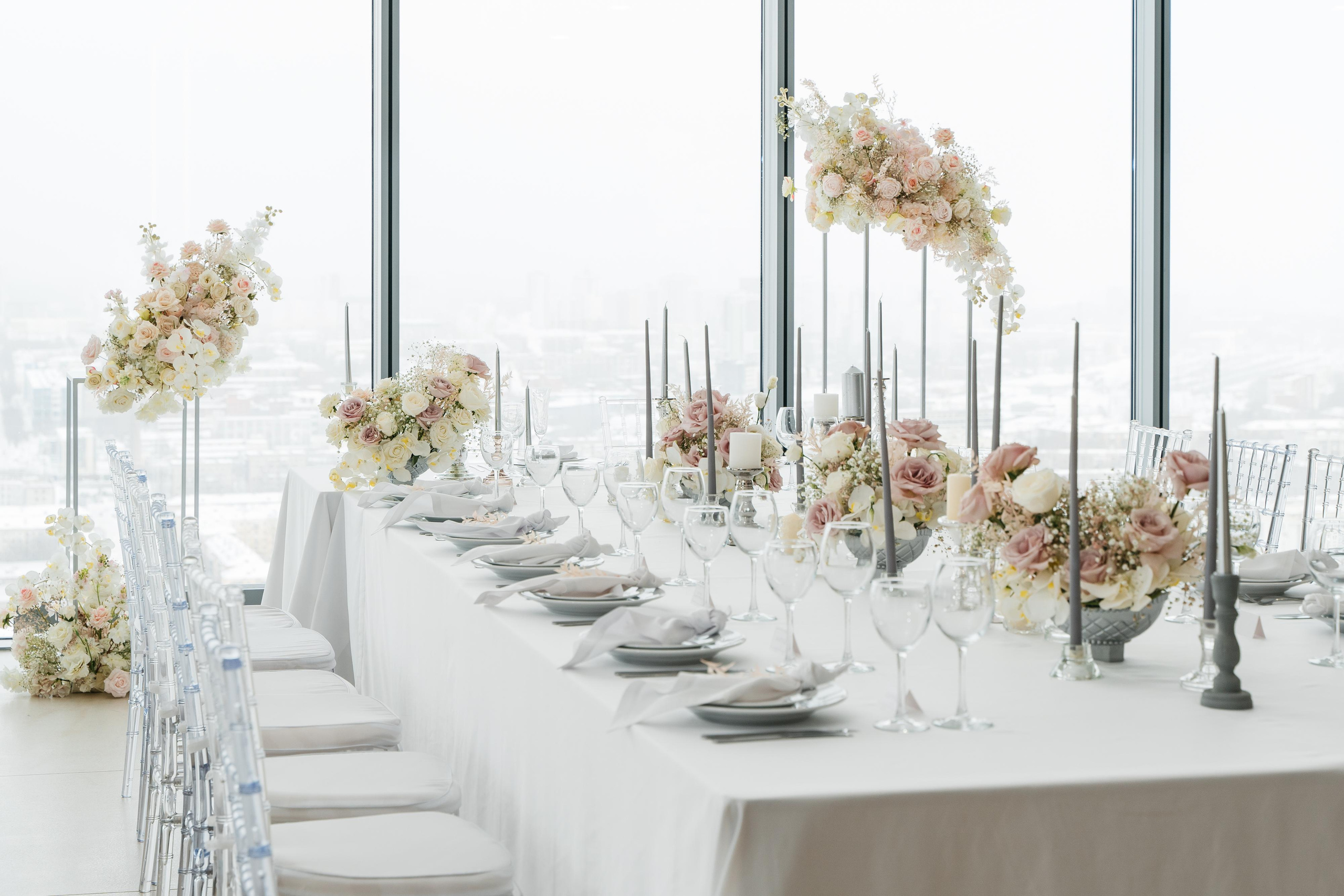 Свадебная фотосессия в Екатеринбурге, свадебная фотосессия в фотостудии Лаборатория, сниму красиво ваше событие. Фотограф Татьяна Мамонтова