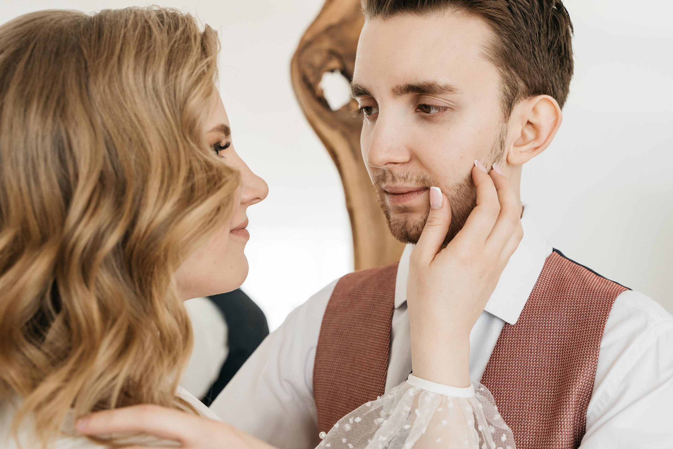 Свадебная фотосессия в Екатеринбурге, свадебная фотосессия в фотостудии Лаборатория, сниму красиво ваше событие. Фотограф Татьяна Мамонтова