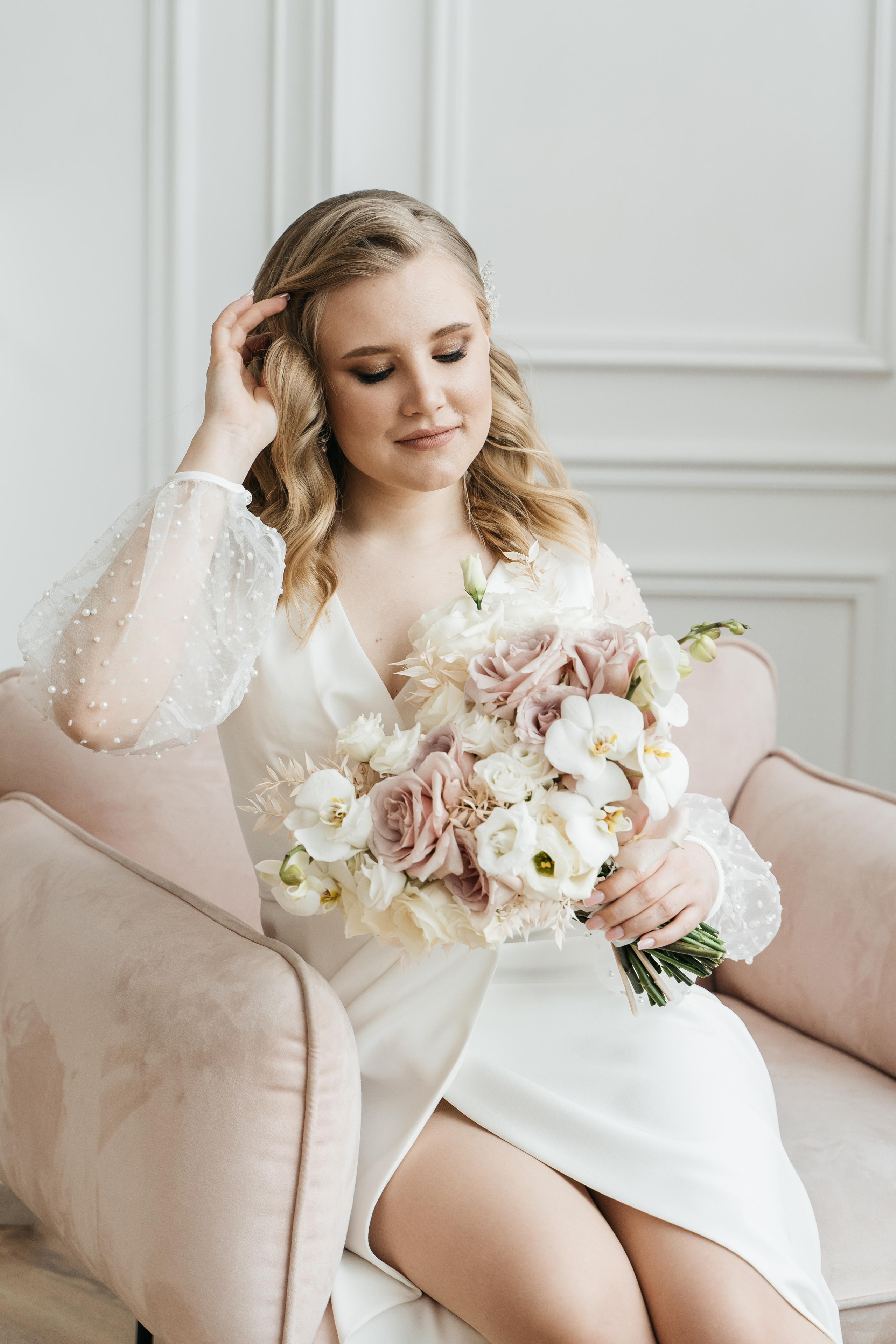 Свадебная фотосессия в Екатеринбурге, свадебная фотосессия в фотостудии Лаборатория, сниму красиво ваше событие. Фотограф Татьяна Мамонтова