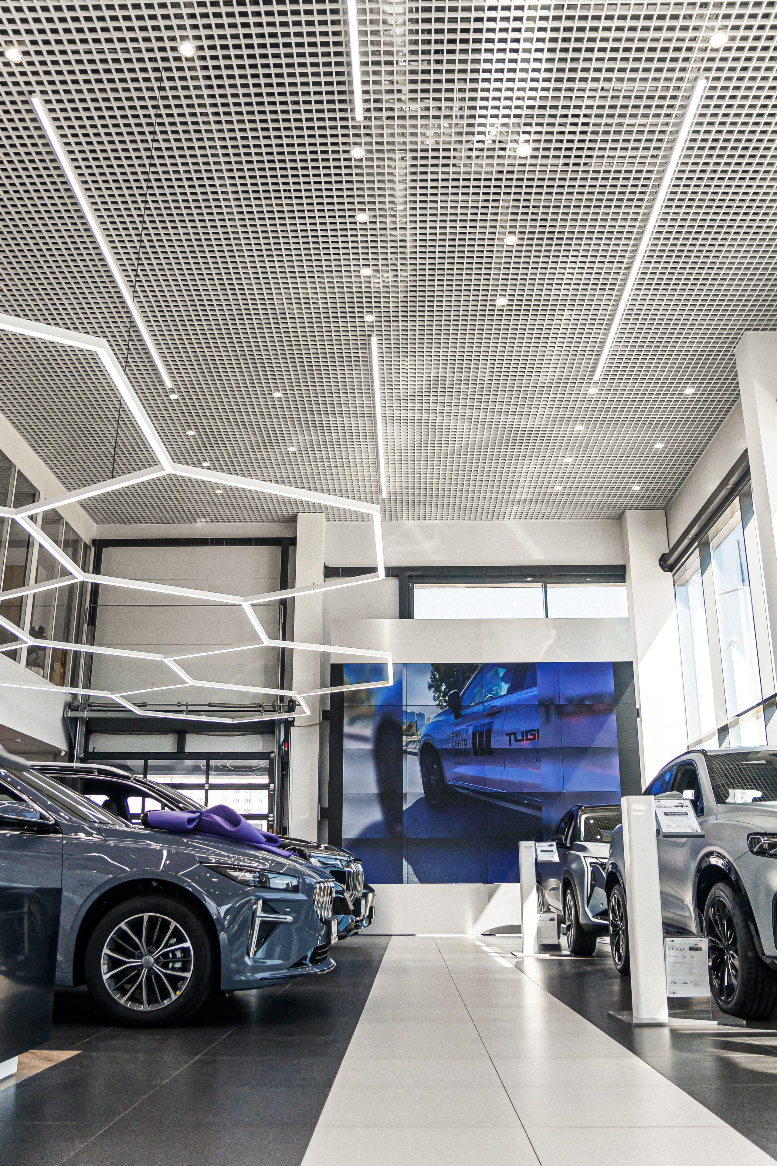 Джили Центр Минск. Свадебный фотограф Минск, Фаниполь, Беларусь Кирилл Напреев