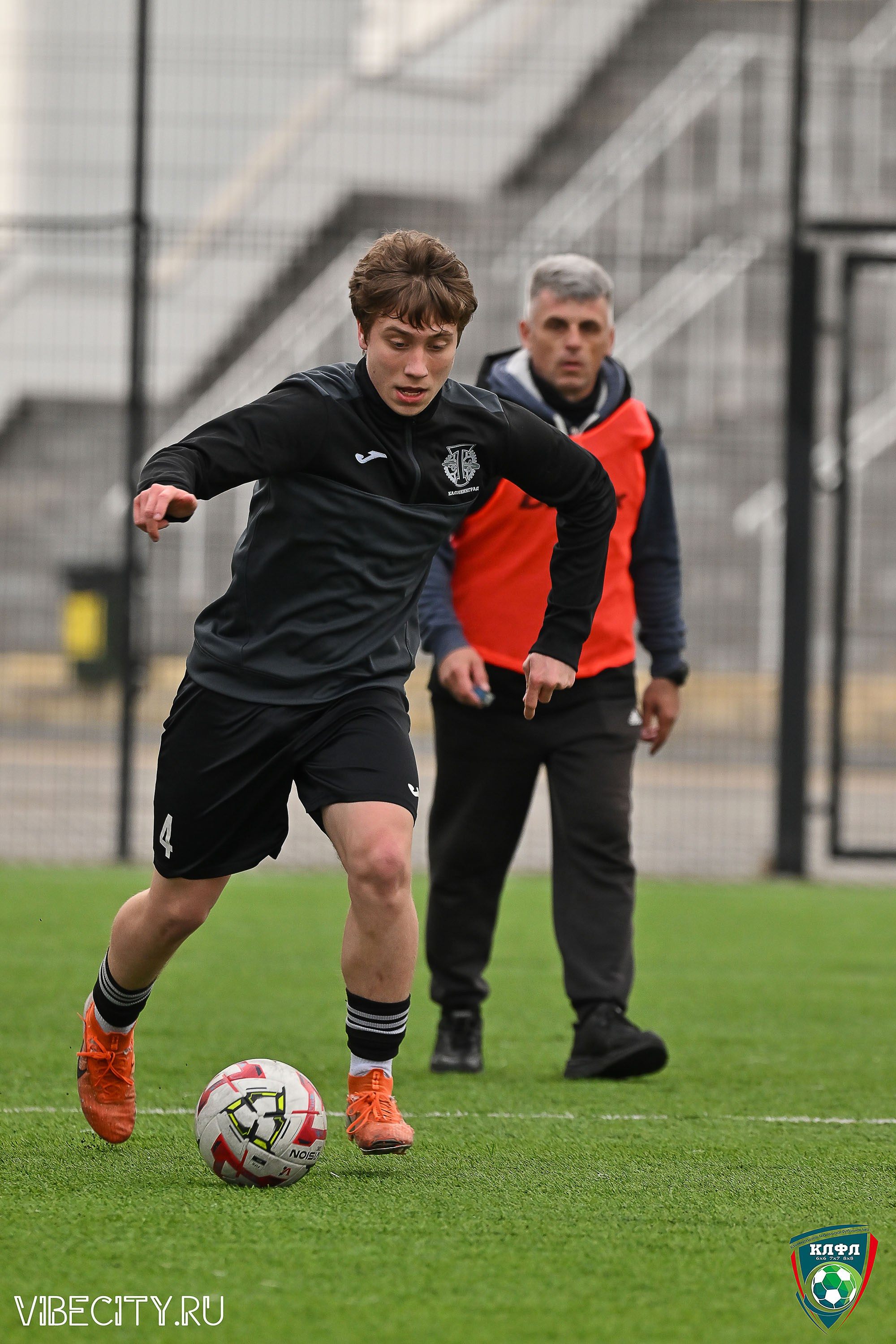 XX ЧЕМПИОНАТ КАЛИНИНГРАДСКОЙ ЛФЛ КАНЦМАРКЕТ39 сезона 2024–2025 гг. VIBECITY.RU Вайб Сити Ру Фоторепортажи Фотоотчеты Калининград