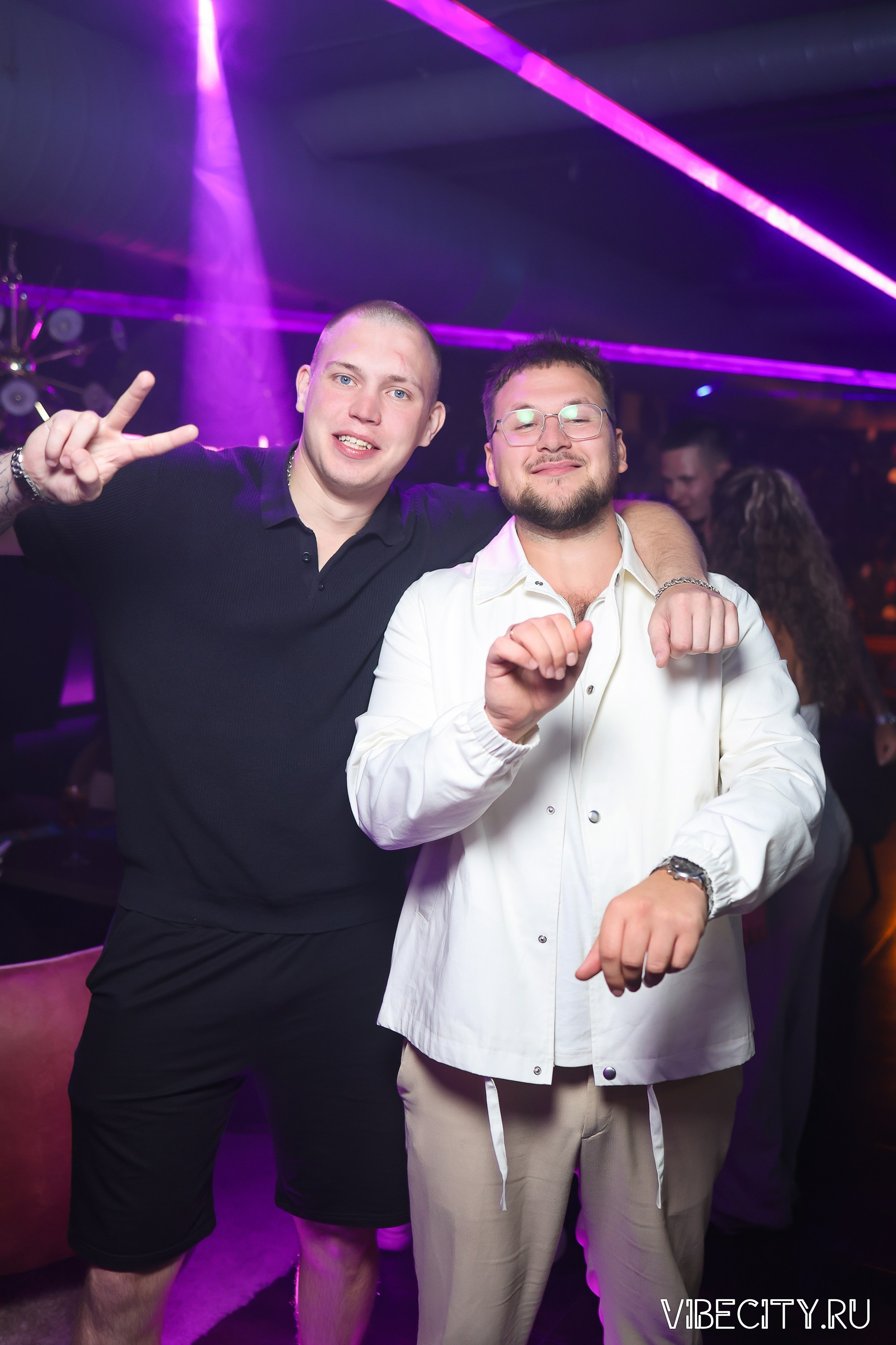 DOUBLE U. VIBECITY.RU Вайб Сити Ру Фоторепортажи Фотоотчеты Калининград