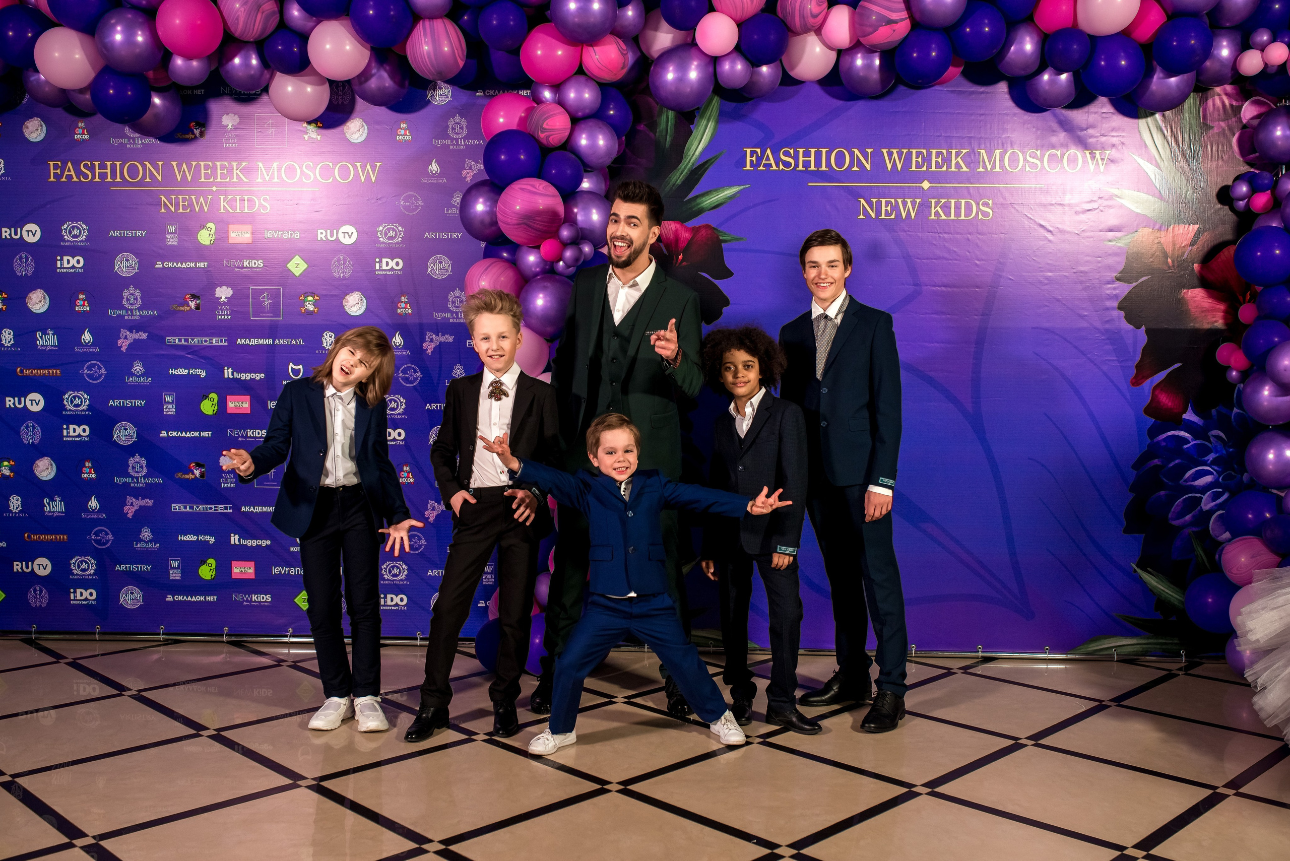 Показ Итальянской моды в России весна 2022. Женский фотограф Крещение Венчание Москва Брянск