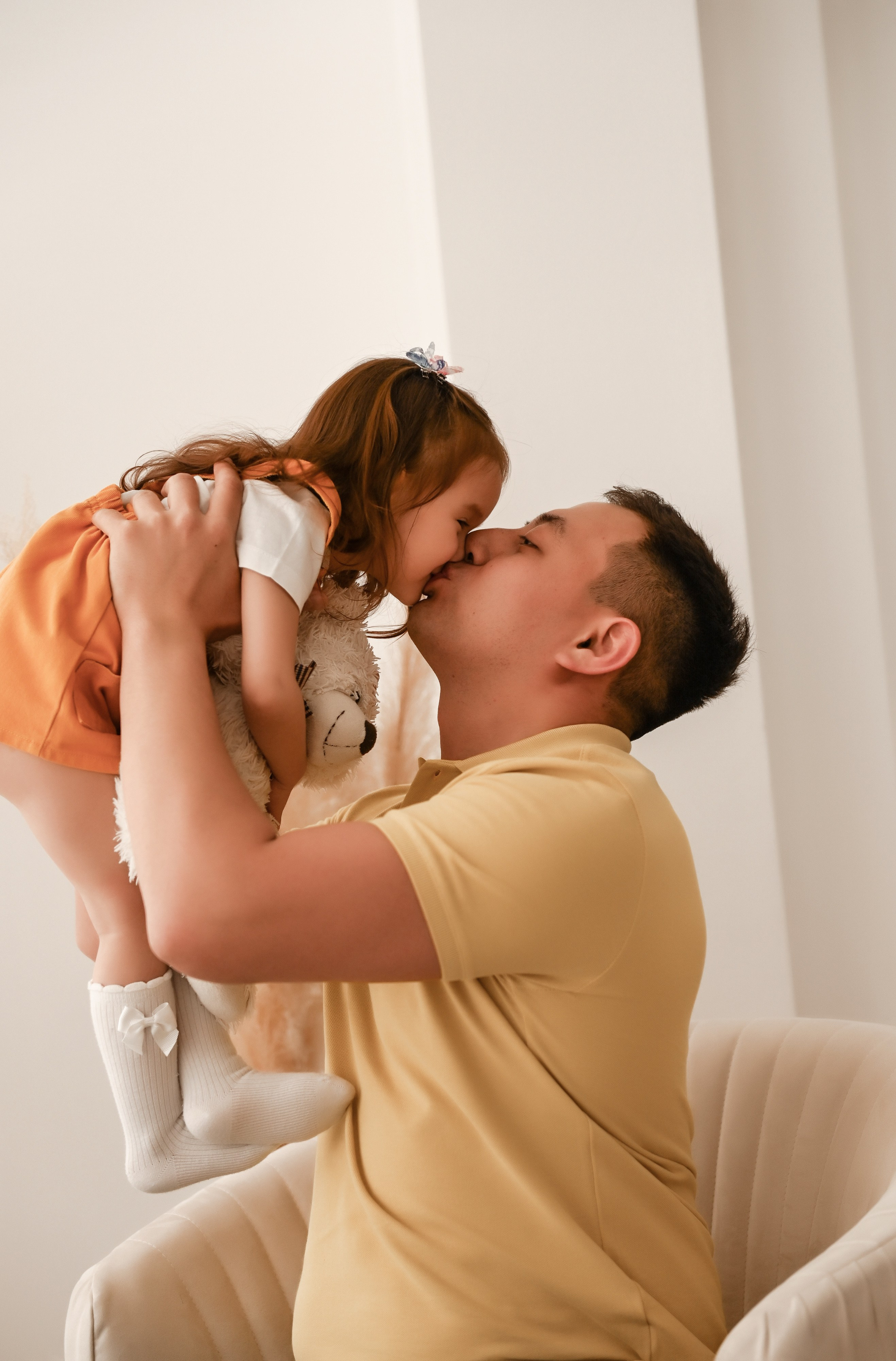 Семейная студийная  фотосессия 2. Свадебный, семейный, детский, контент фотограф в Омске Максим Ильин