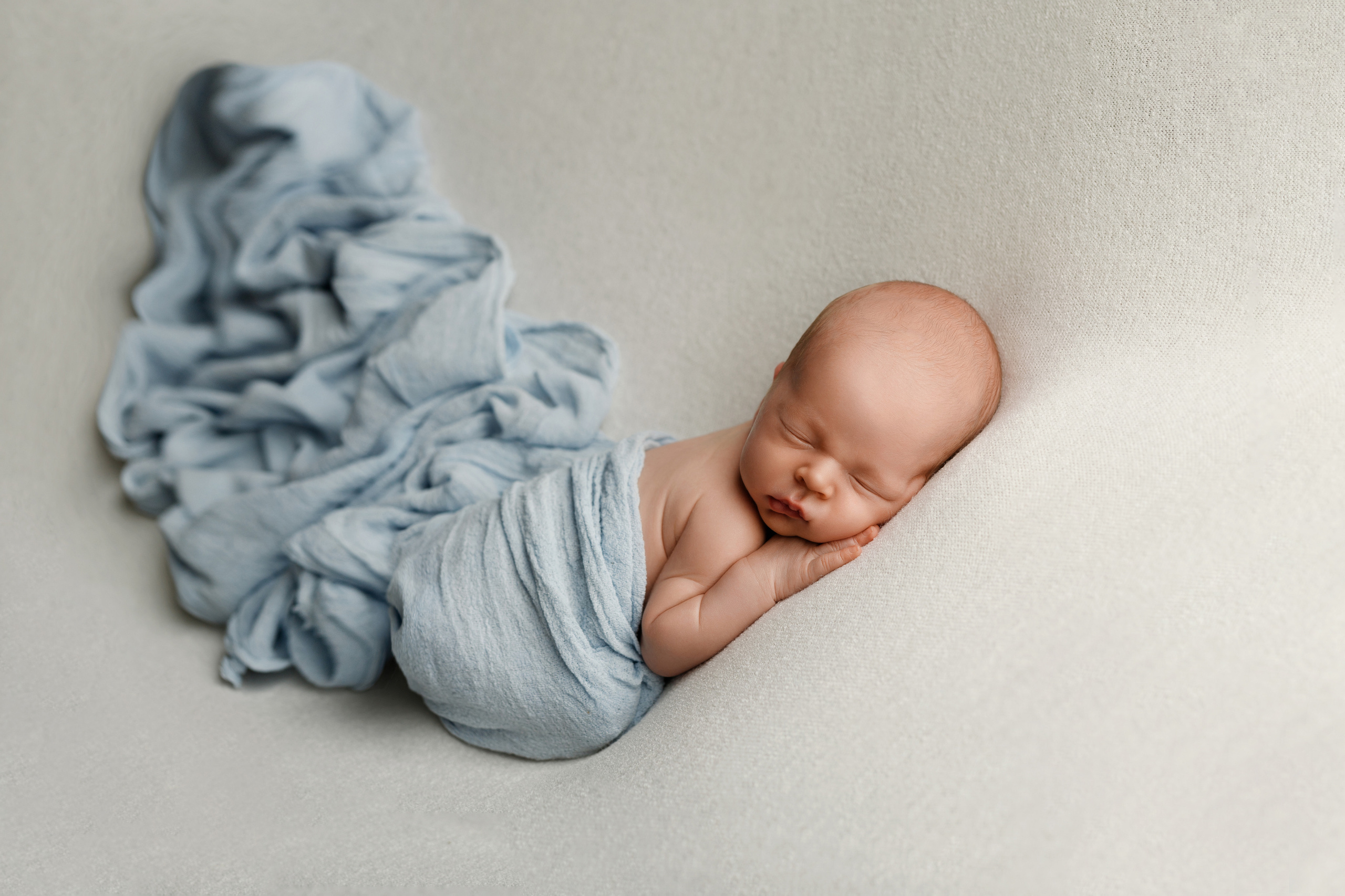 Фотосессия малыша Екатеринбург. Фотосессия новорождённого Екатеринбург. Фотограф newborn Екатеринбург. Фотограф новорожденных Екатеринбург. Фотограф Екатеринбург. Фотосессия Екатеринбург. Фотосессия под ключ Екатеринбург 