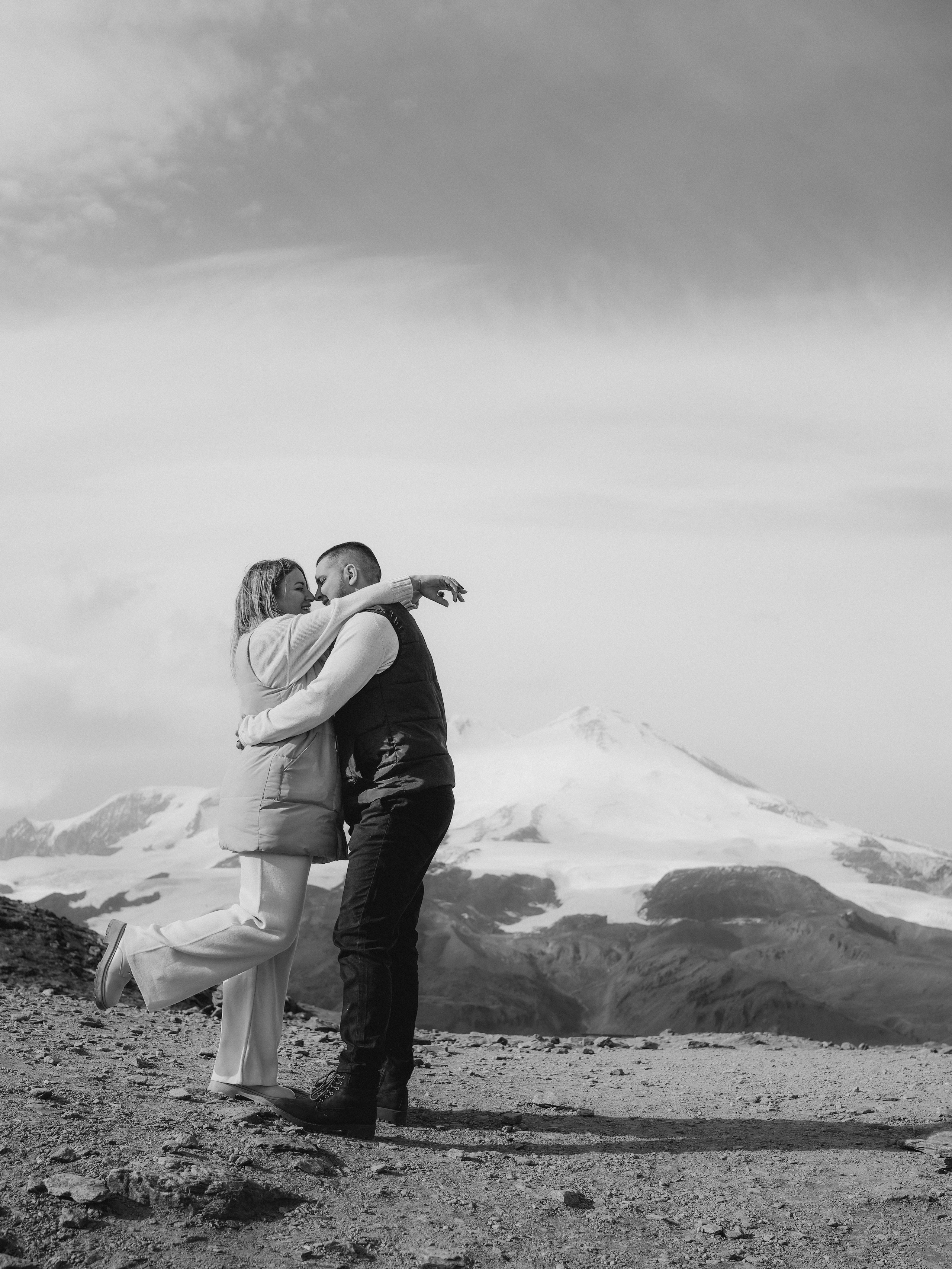 Съемка Love story (лавстори) Екатерины и Александра. Свадебный фотограф Ирина Беляева Пятигорск|Кисловодск|Эльбрус|Домбай