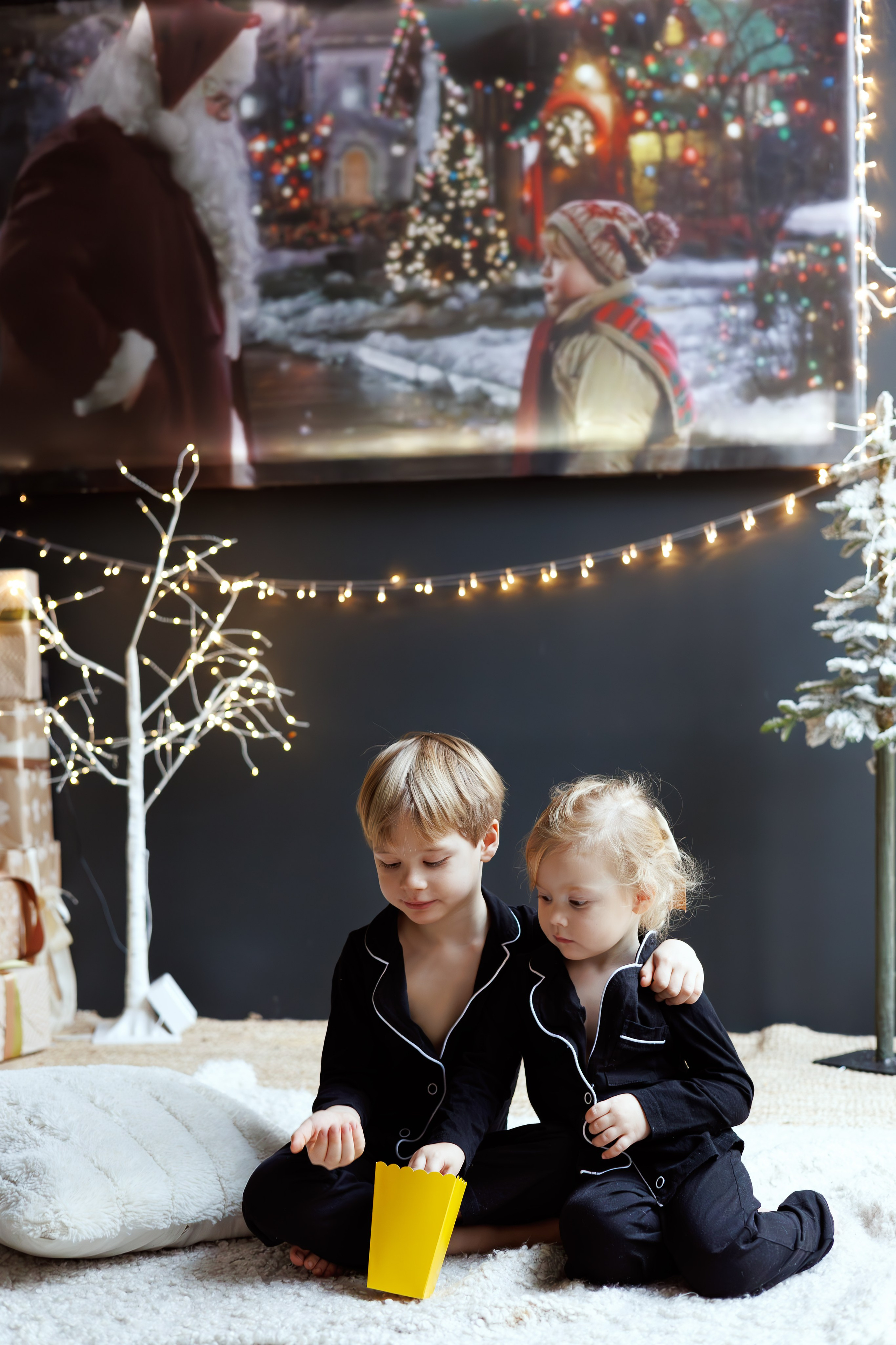 Новогодняя семейная фотосессия в студии FAMOUS (на Павелецкой). Свадебный и семейный фотограф в Москве и МО Елена Агапова