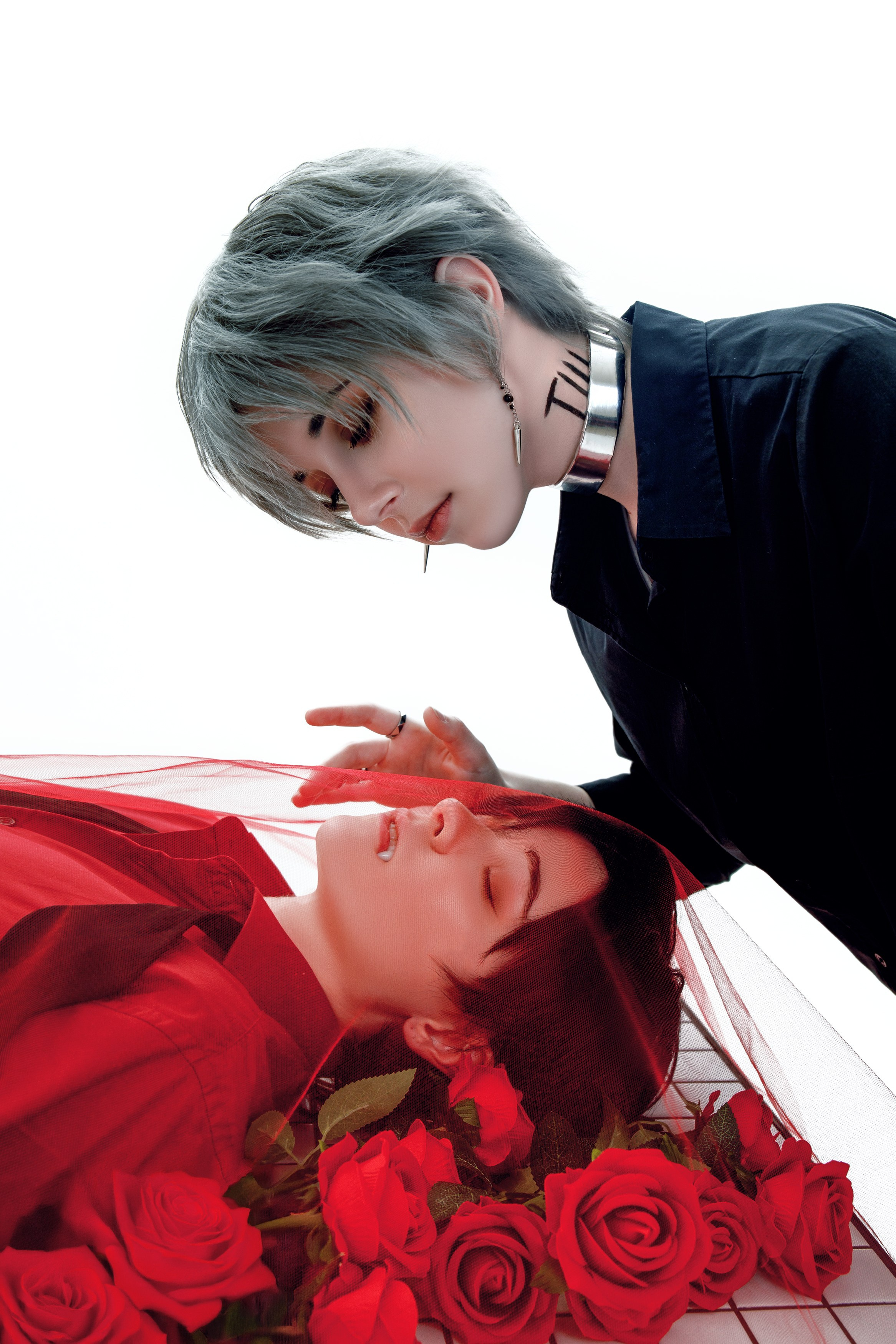 ALIEN STAGE: Ivan & Till [lovehate AU]. Polaroud love