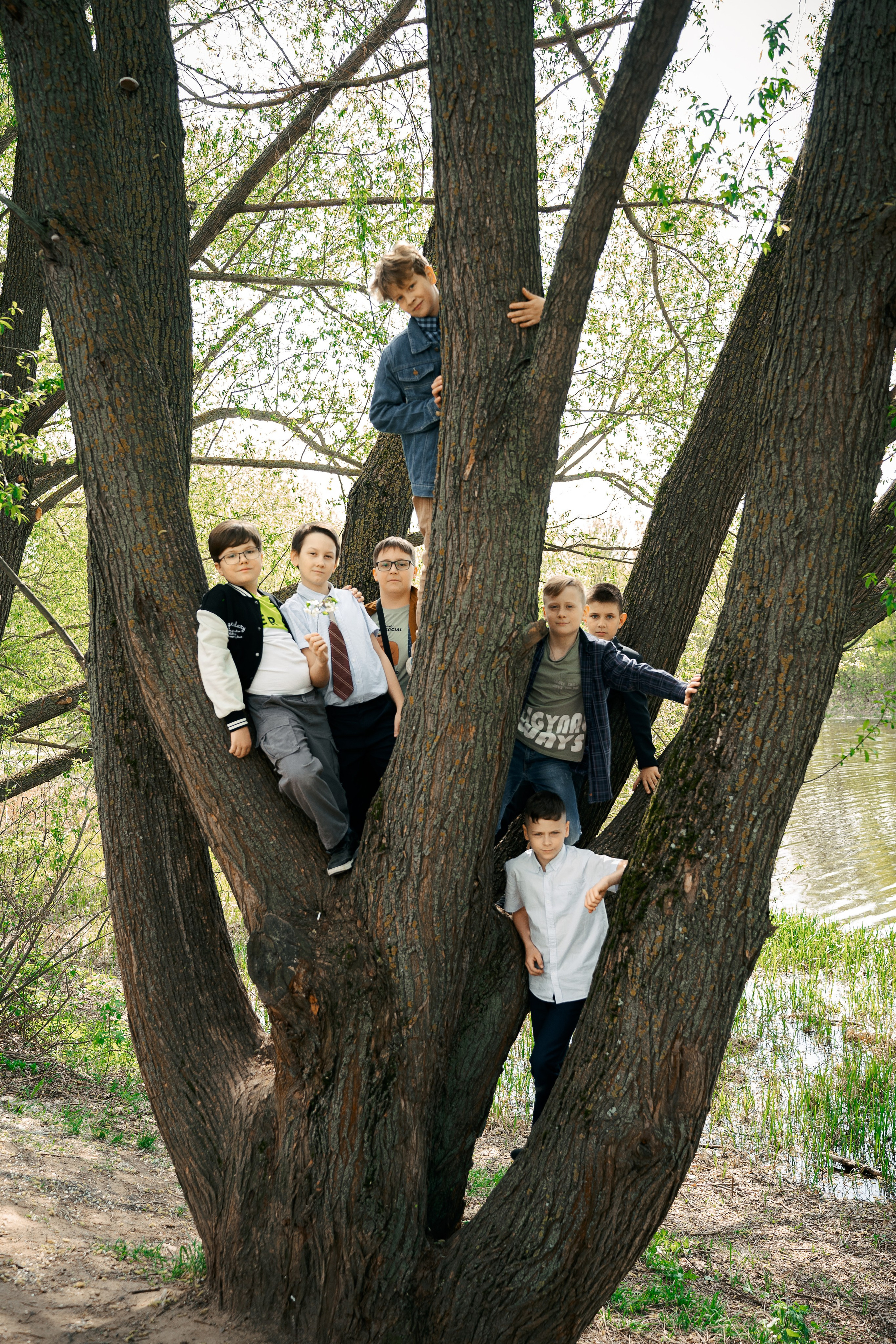 Прогулки в школьном дворе. Фотограф Казакова Анастасия