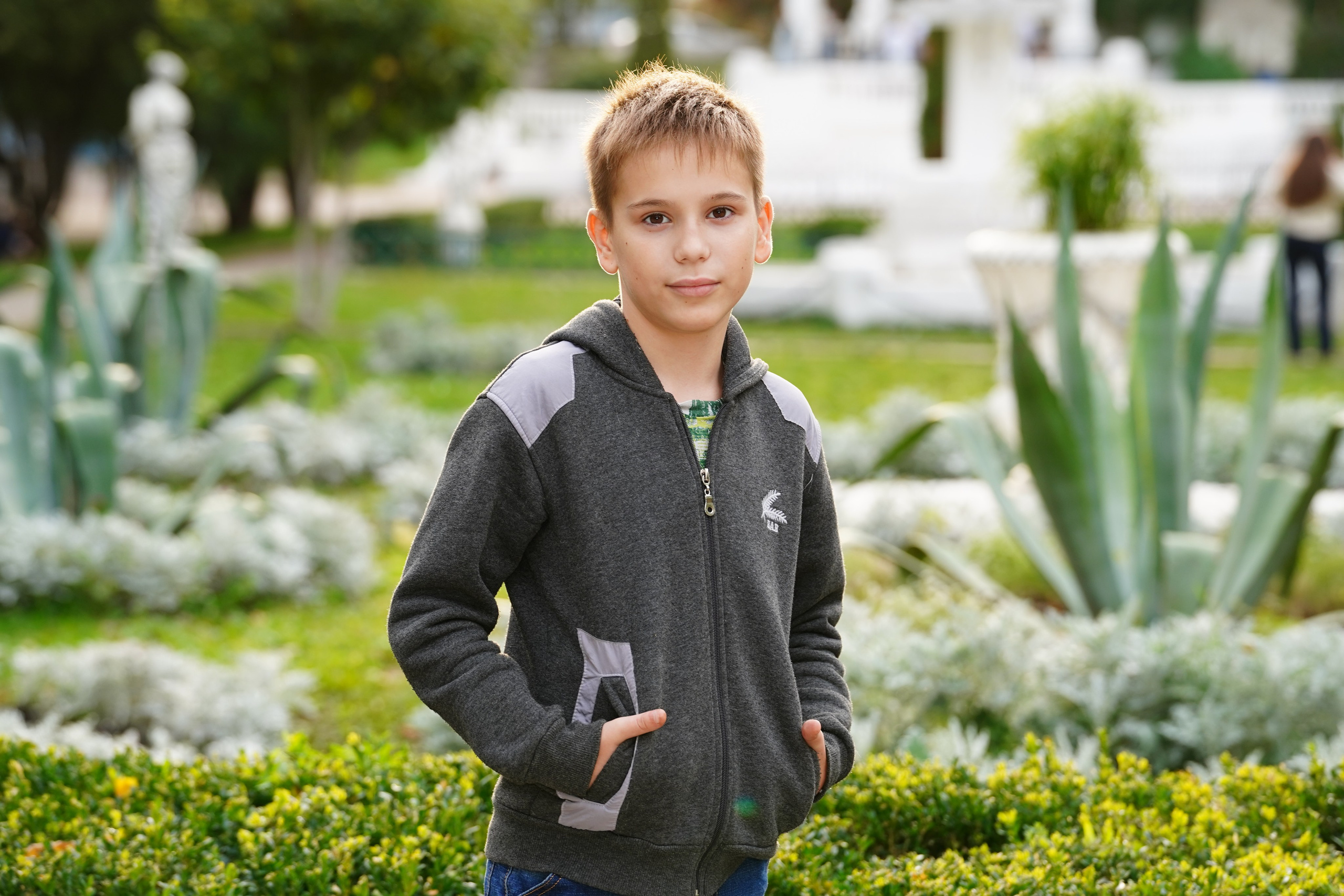 Парк Горького 6 класс. MEMENTO.Выпускные альбомы, школьные, юбилейные и другие книги. Ростов-на-Дону