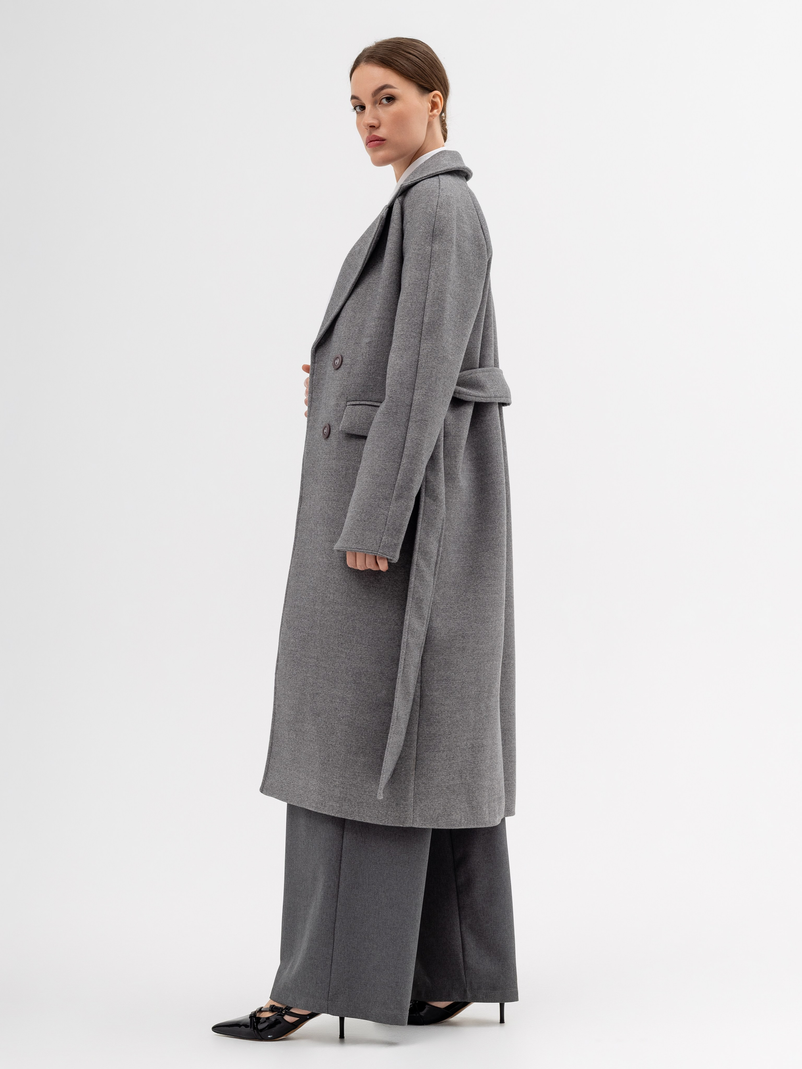 Виолетта. Фото для маркетплейсов в самых сочных локациях города Сочи