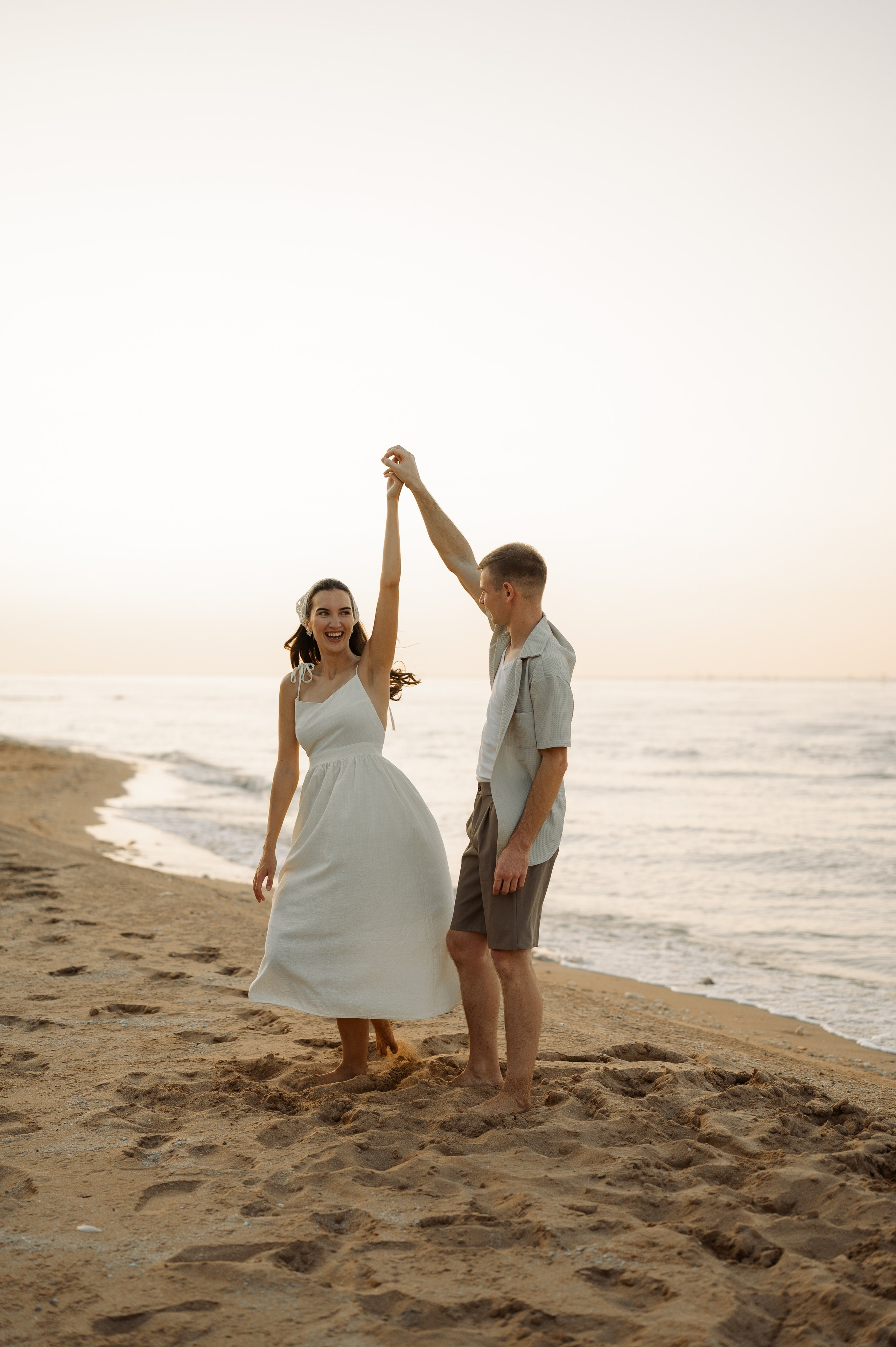 Предсвадебная съёмка на море🌊. Свадебный и семейный фотограф в Краснодаре Алина Мельник