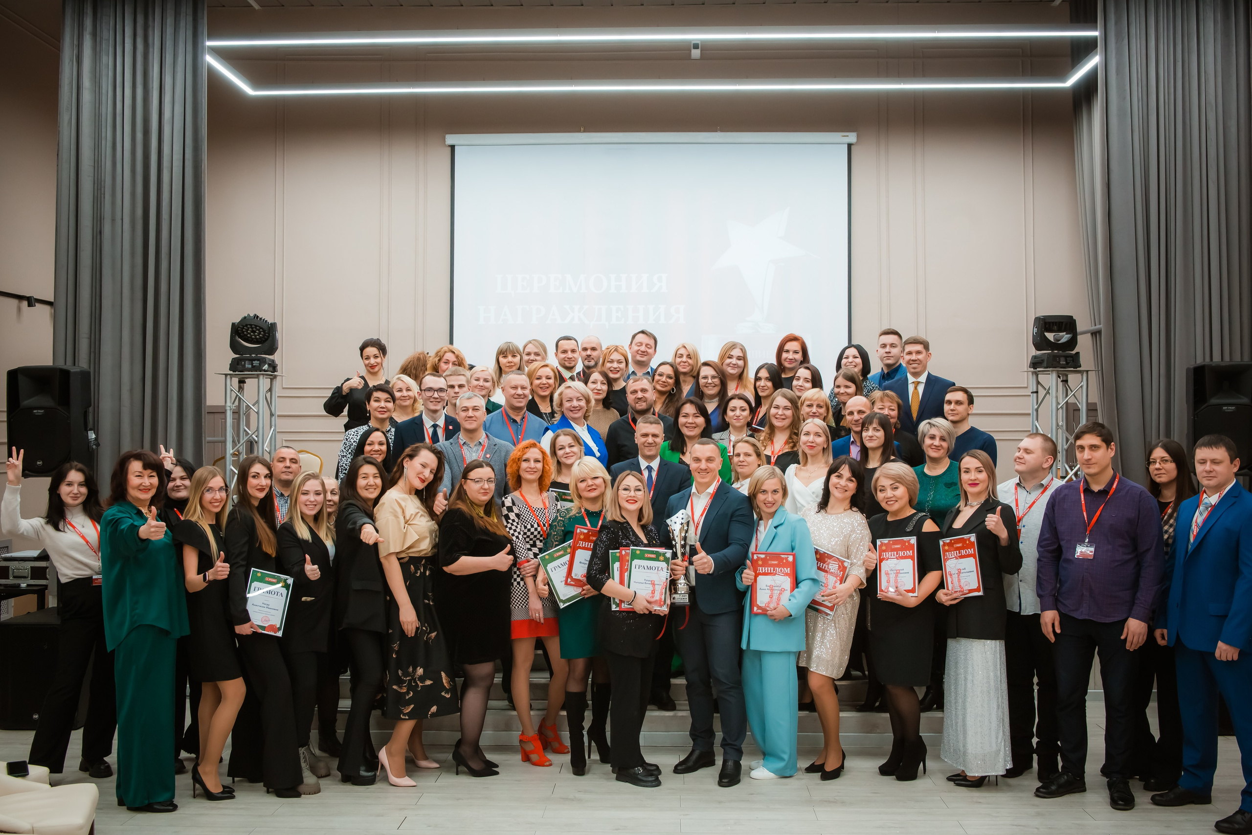 Этажи — подведение итогов 2023. Репортажный фотограф Василий Сазонов в Нижневартовске