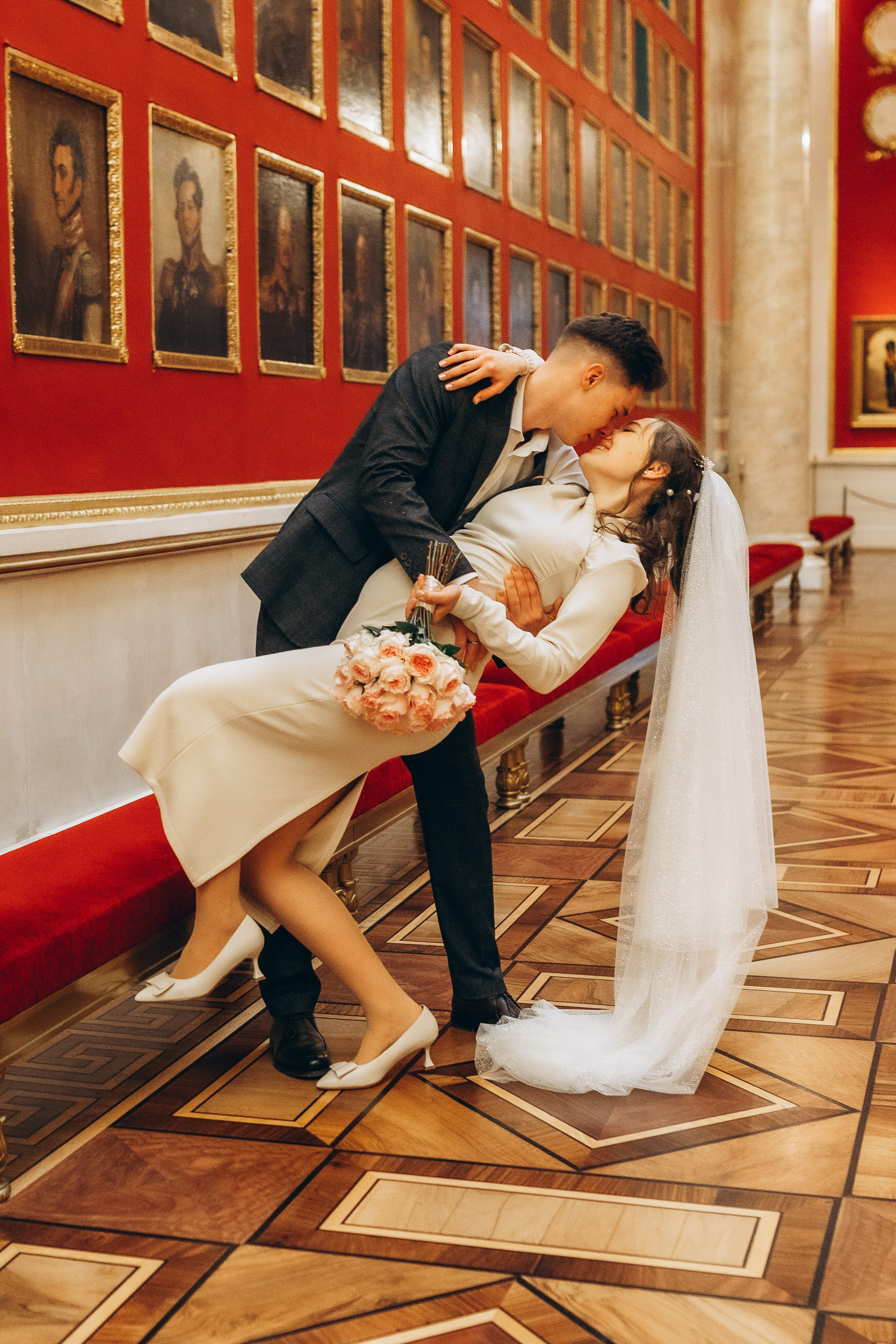 Свадебная (Эрмитаж). Фотограф ПИТЕР СПБ Надежда Баранова