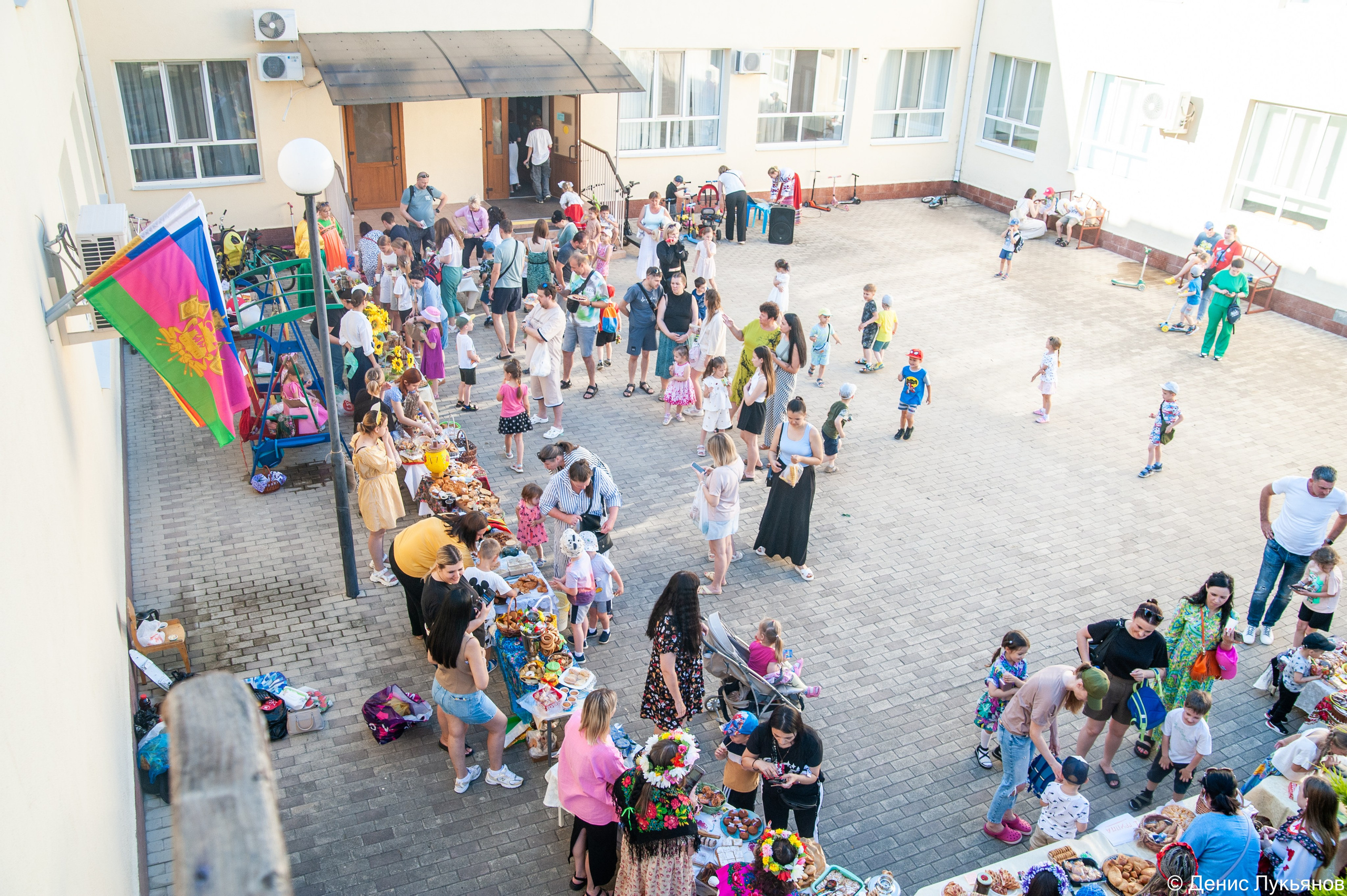 Ярмарка. Свадебный и семейный фотограф Денис Лукьянов в Краснодаре, Краснодарском крае и Республике Крым