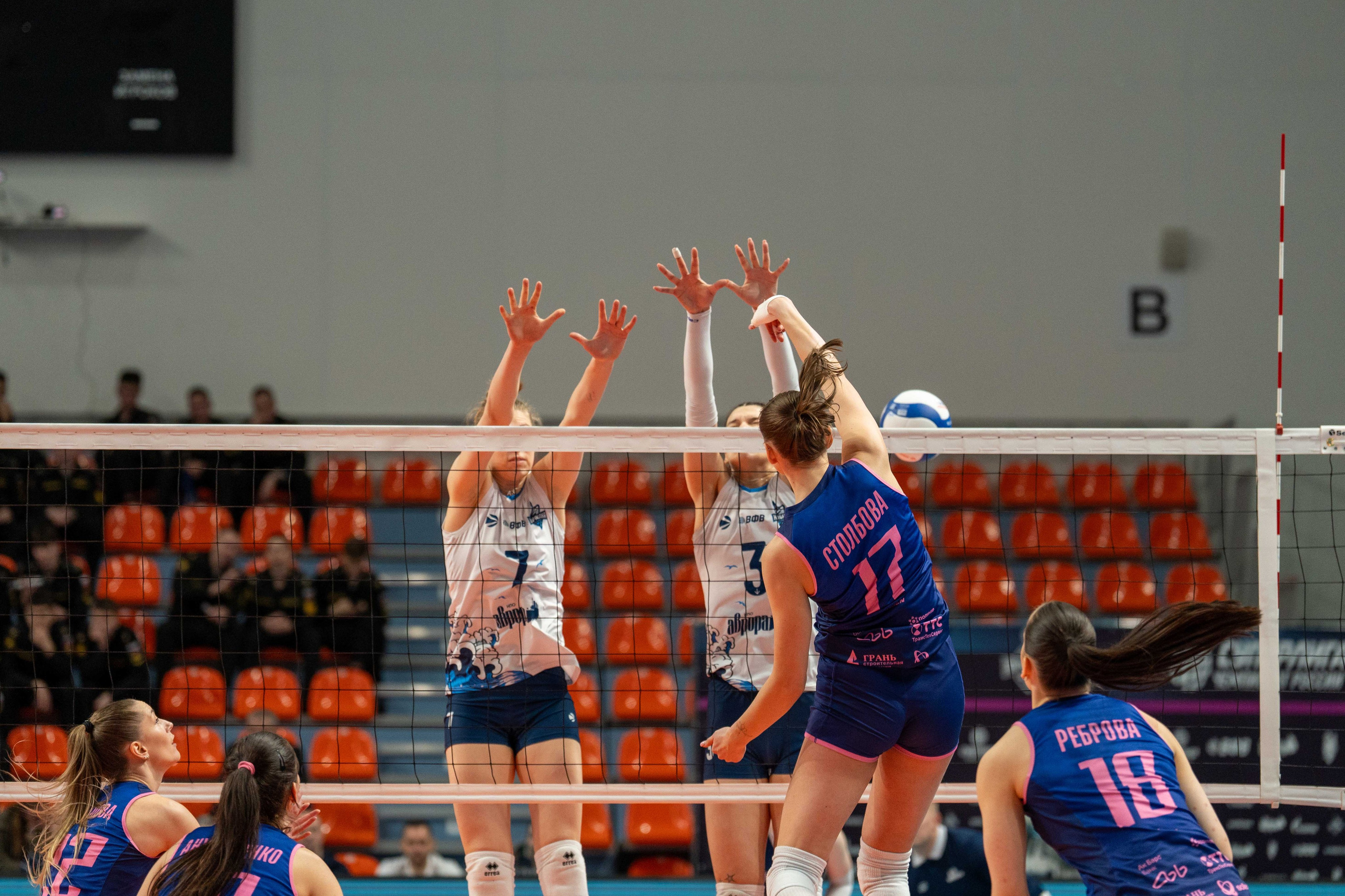 Корабелка — Динамо-Ак Барс (Казань): фотогалерея 15-го тура Суперлиги 2025/26 в Санкт-Петербурге | Антон Гауф. Спортивный фотограф в Санкт-Петербурге | Антон Гауф