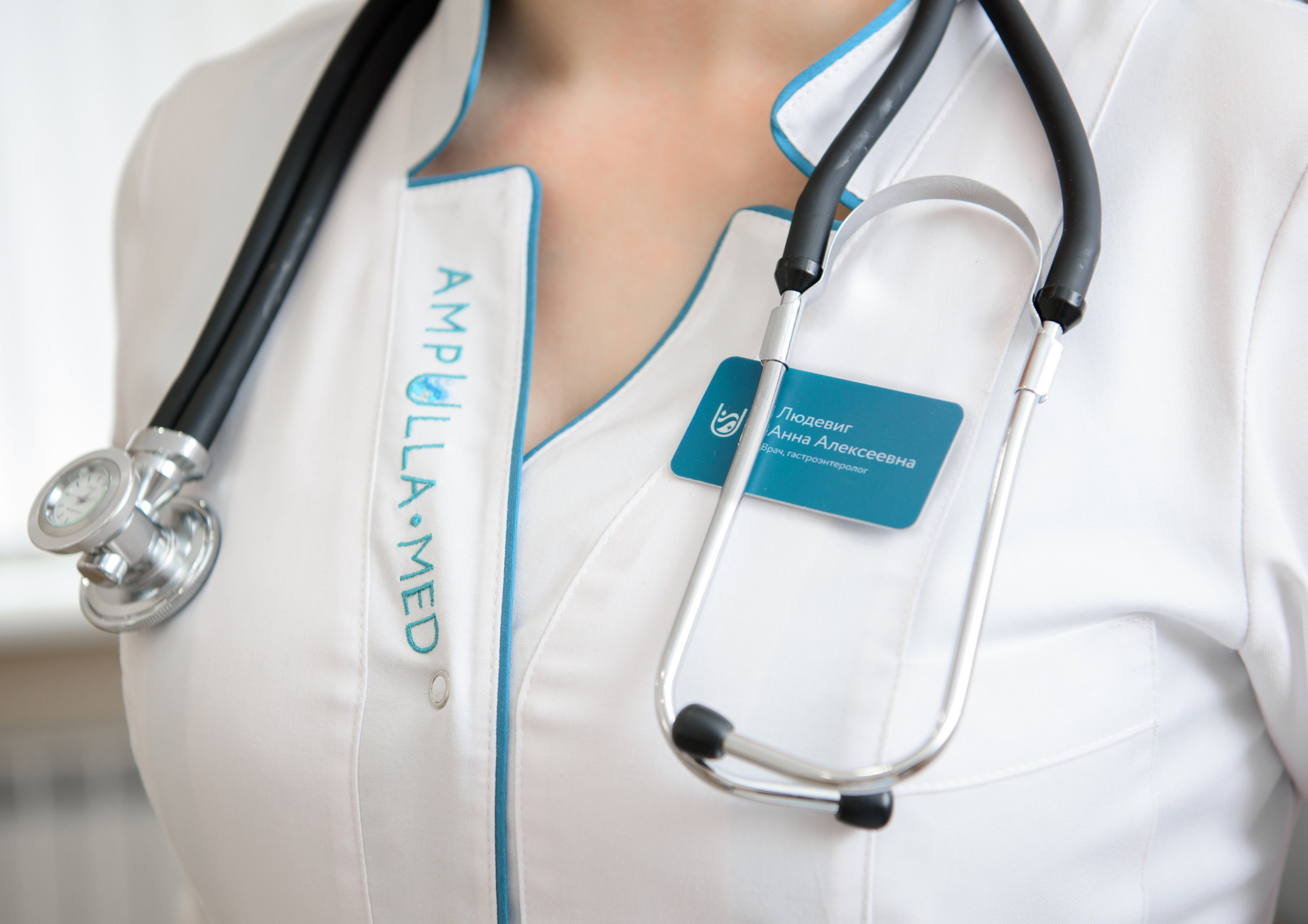 О дизайнере