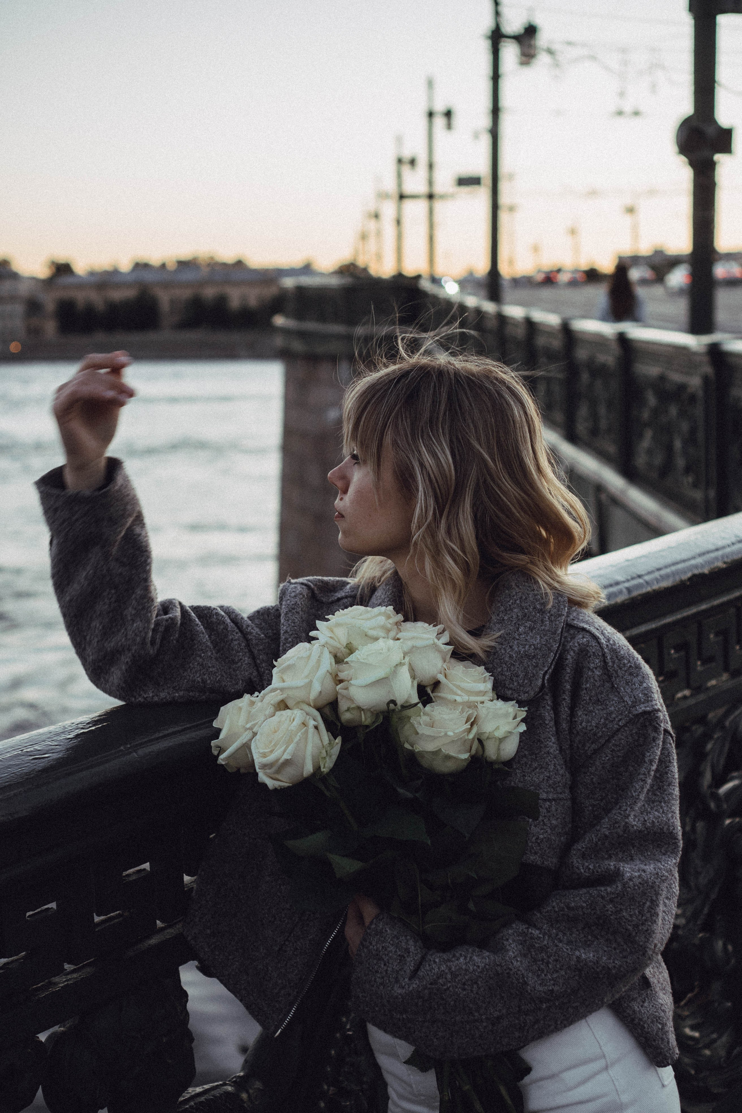 ПРОГУЛКА ПО ГОРОДУ В БЕЛЫЕ НОЧИ (другой вариант). Профессиональный фотограф, Санкт-Петербург — Виктория Богомолова