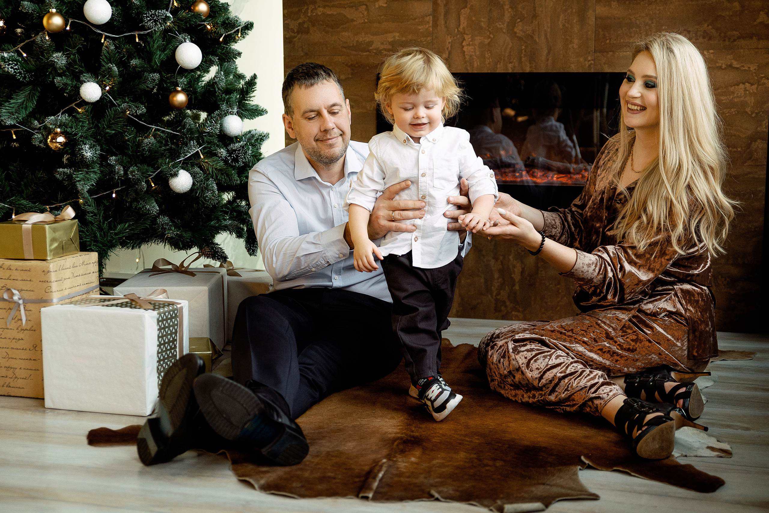 Новогодняя фотосессия семьи Саши. Свадебный и портретный фотограф в Минске Наташа Каракулова