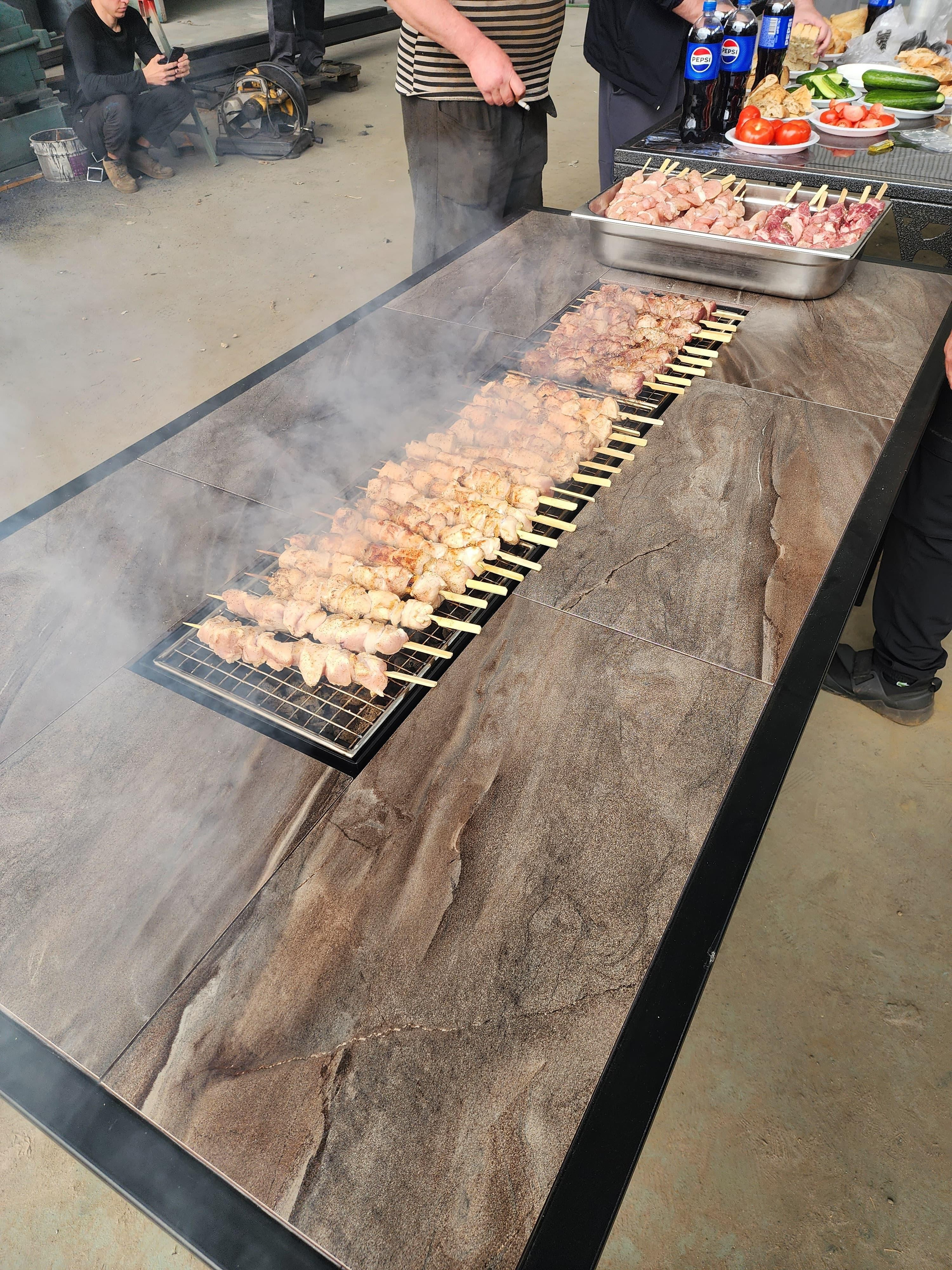 Стол-гриль. Купить / заказать мангал для дома в Краснодаре от производителя «Мангал Мастер»