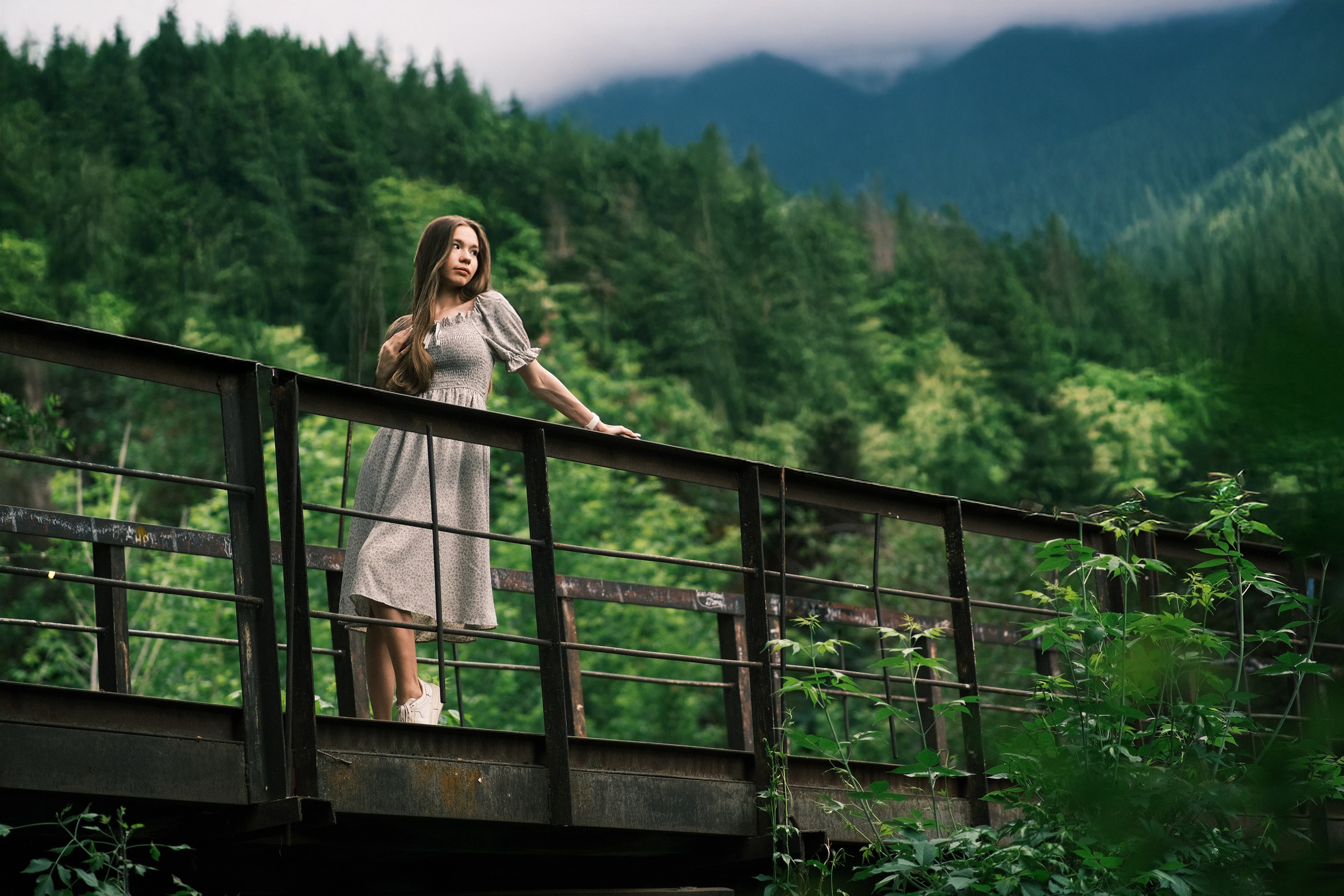 Портреты. Портреты и репортажные съемки с душой: ваш уникальный момент в объективе Руфата, профессионального фотографа Алматы