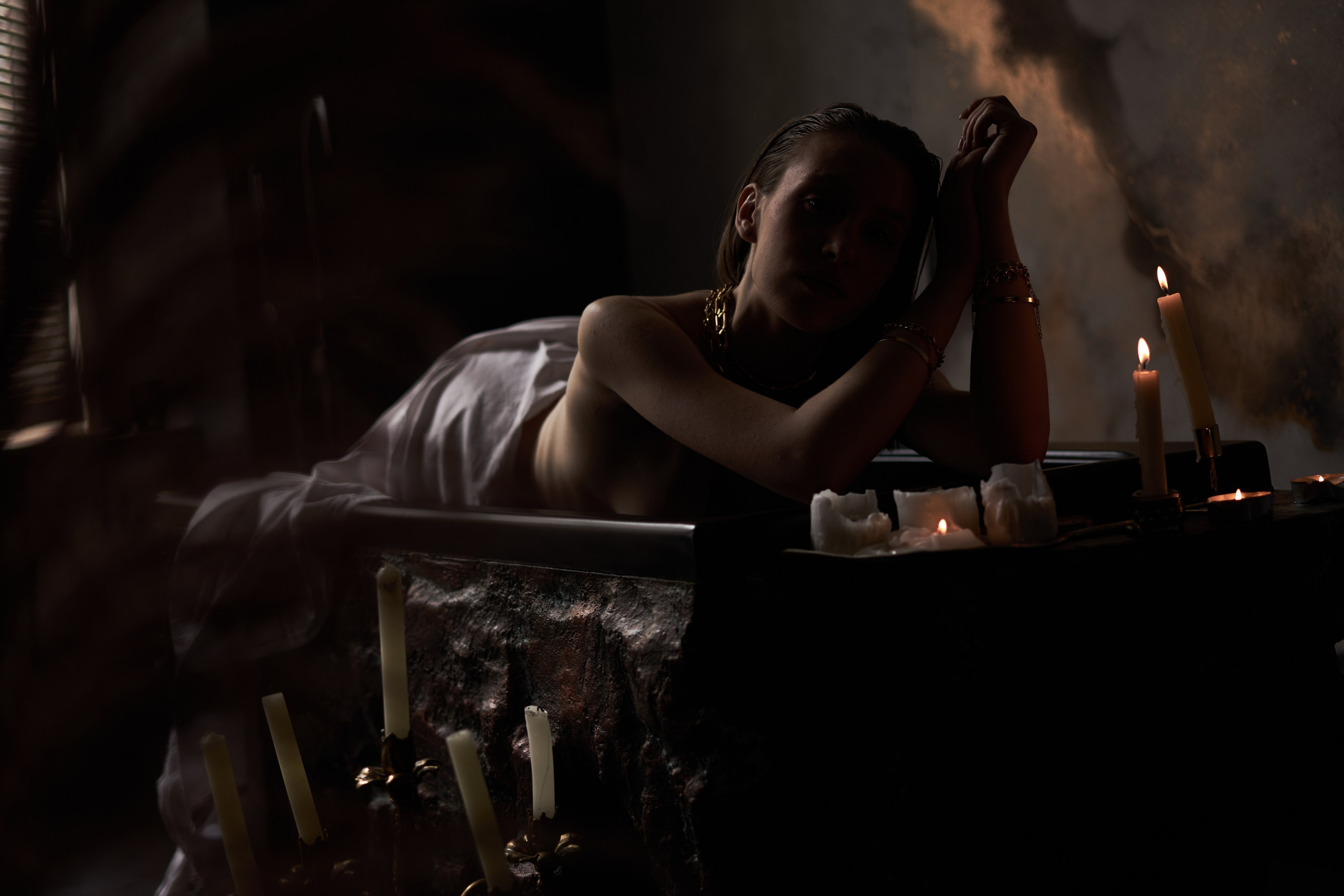 Будуарная фотосессия в студии. Фотограф Екатеринбург Кокшарова Александра