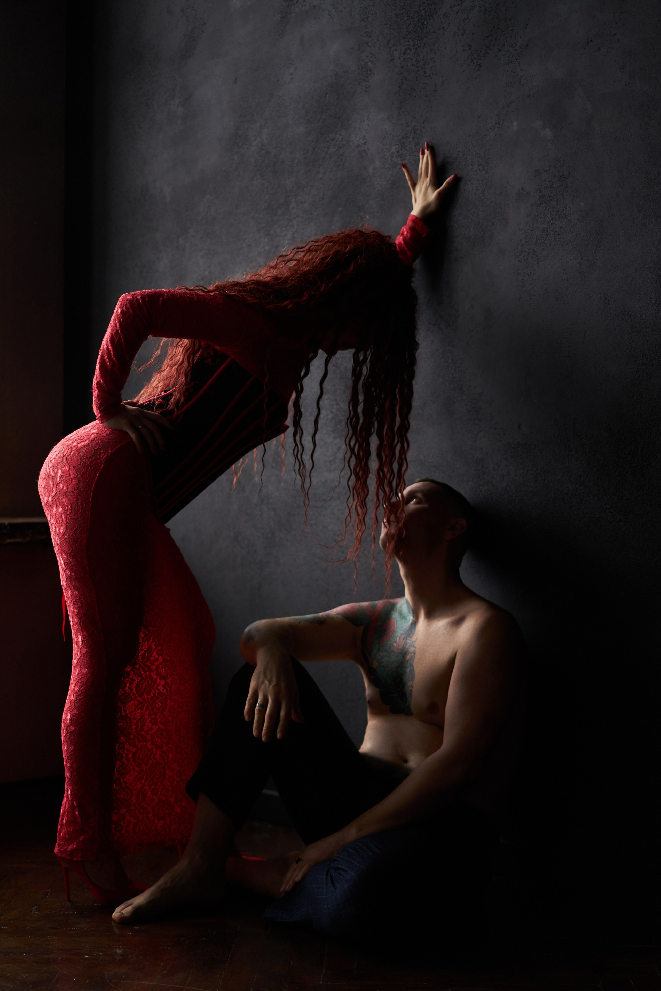 Фотосессия влюбленных в студии. Фотограф Екатеринбург Кокшарова Александра