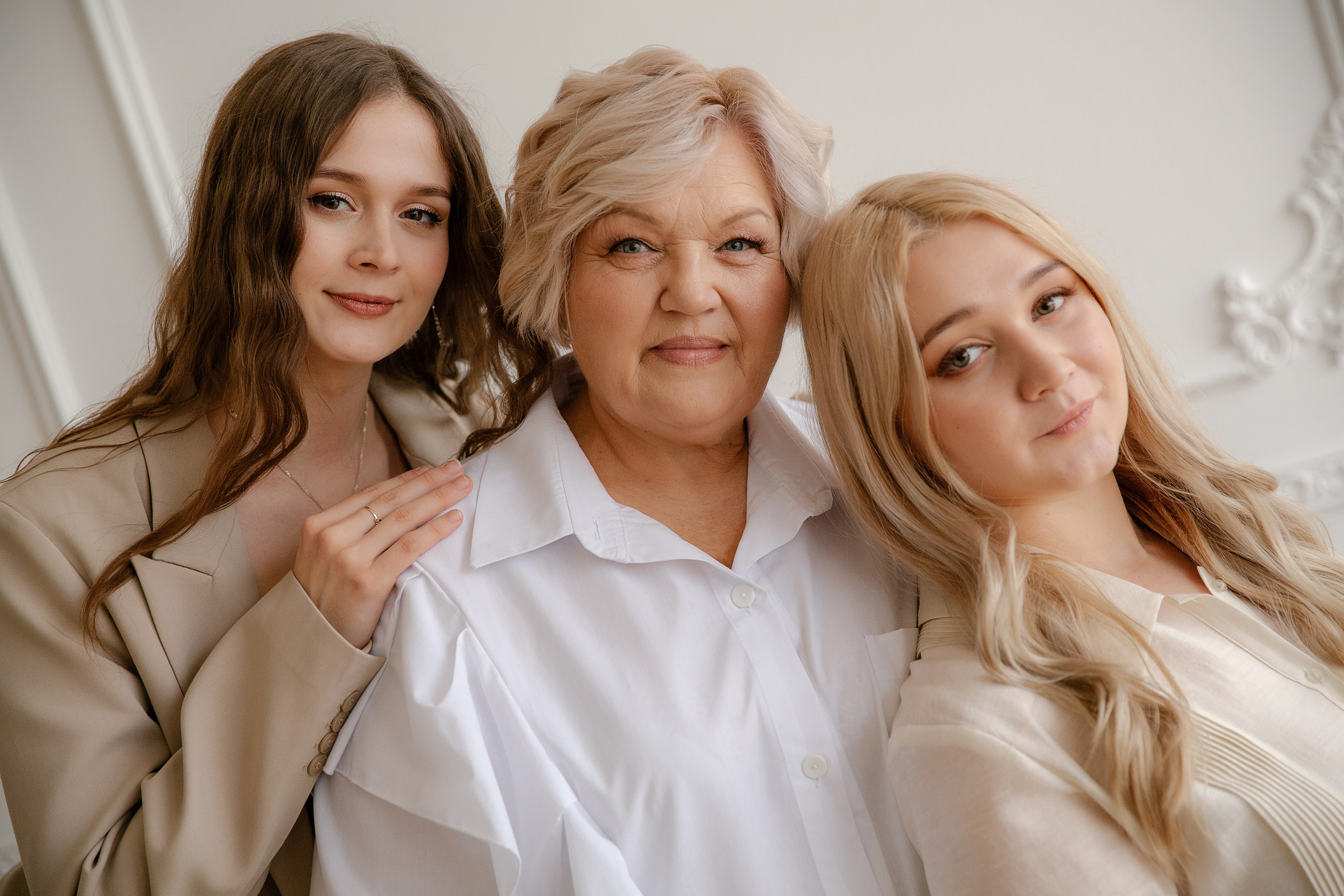 Фотосессия большой семьи в студии