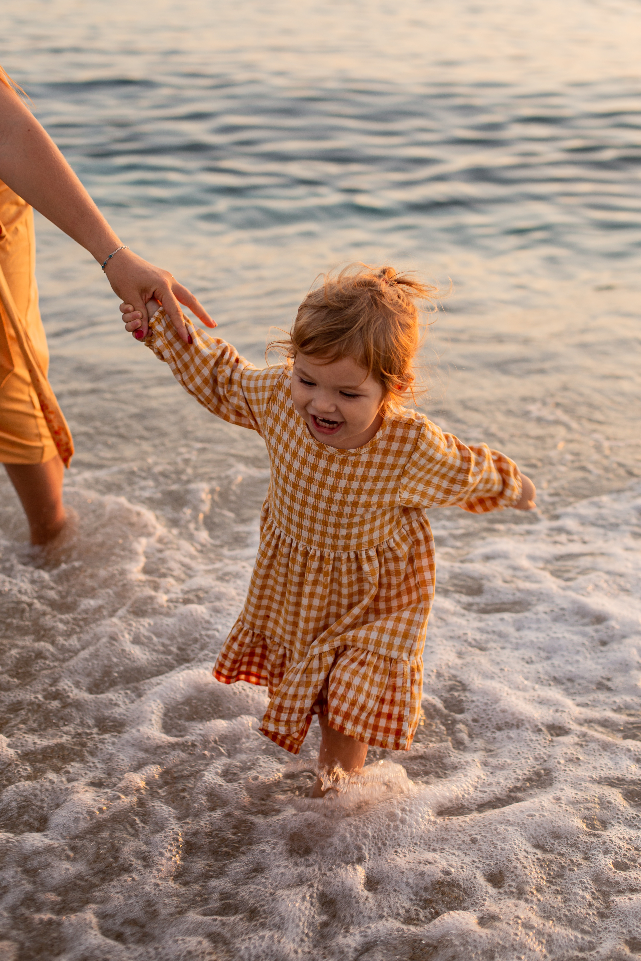 Даша, Алина и Аланья. Fotograf u Crnoj Gori-porodično fotografisanje sa djecom, lovestory, nekretnine