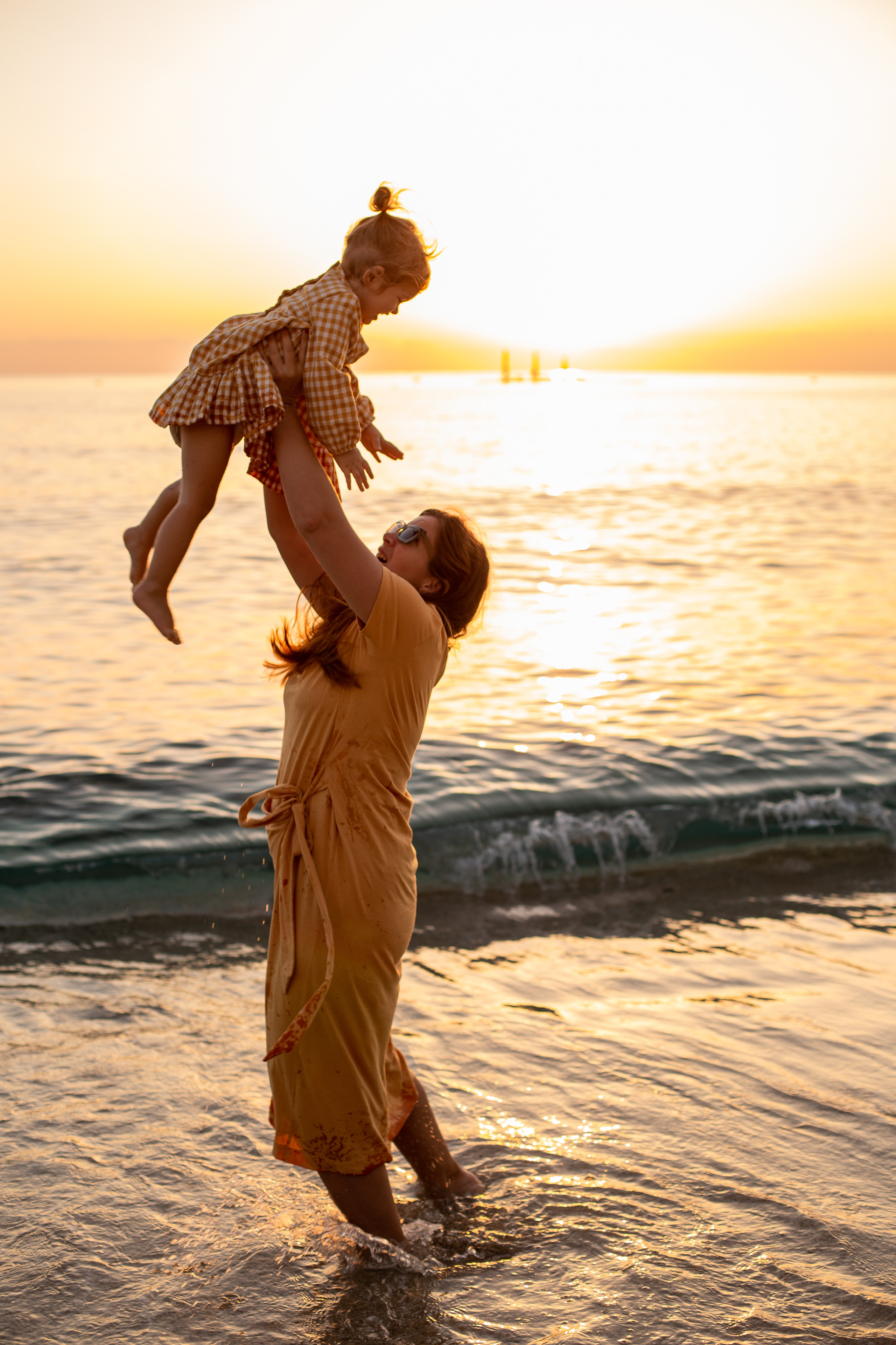 Даша, Алина и Аланья. Fotograf u Crnoj Gori-porodično fotografisanje sa djecom, lovestory, nekretnine